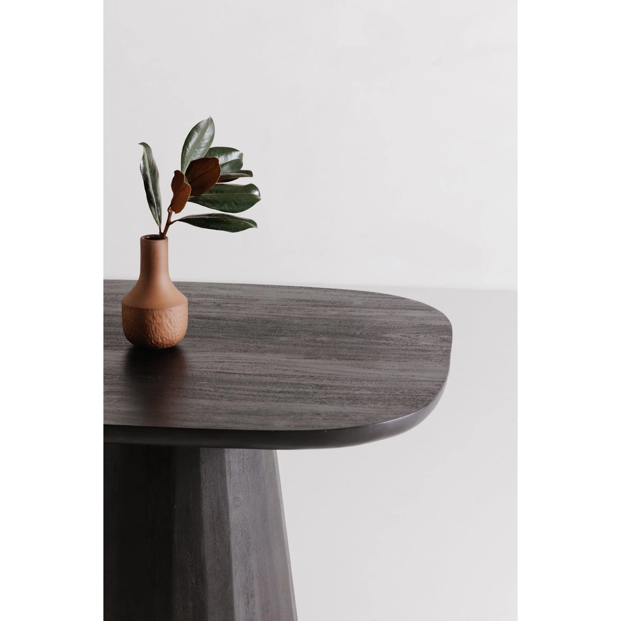Freed Dining Table Black - Remutear