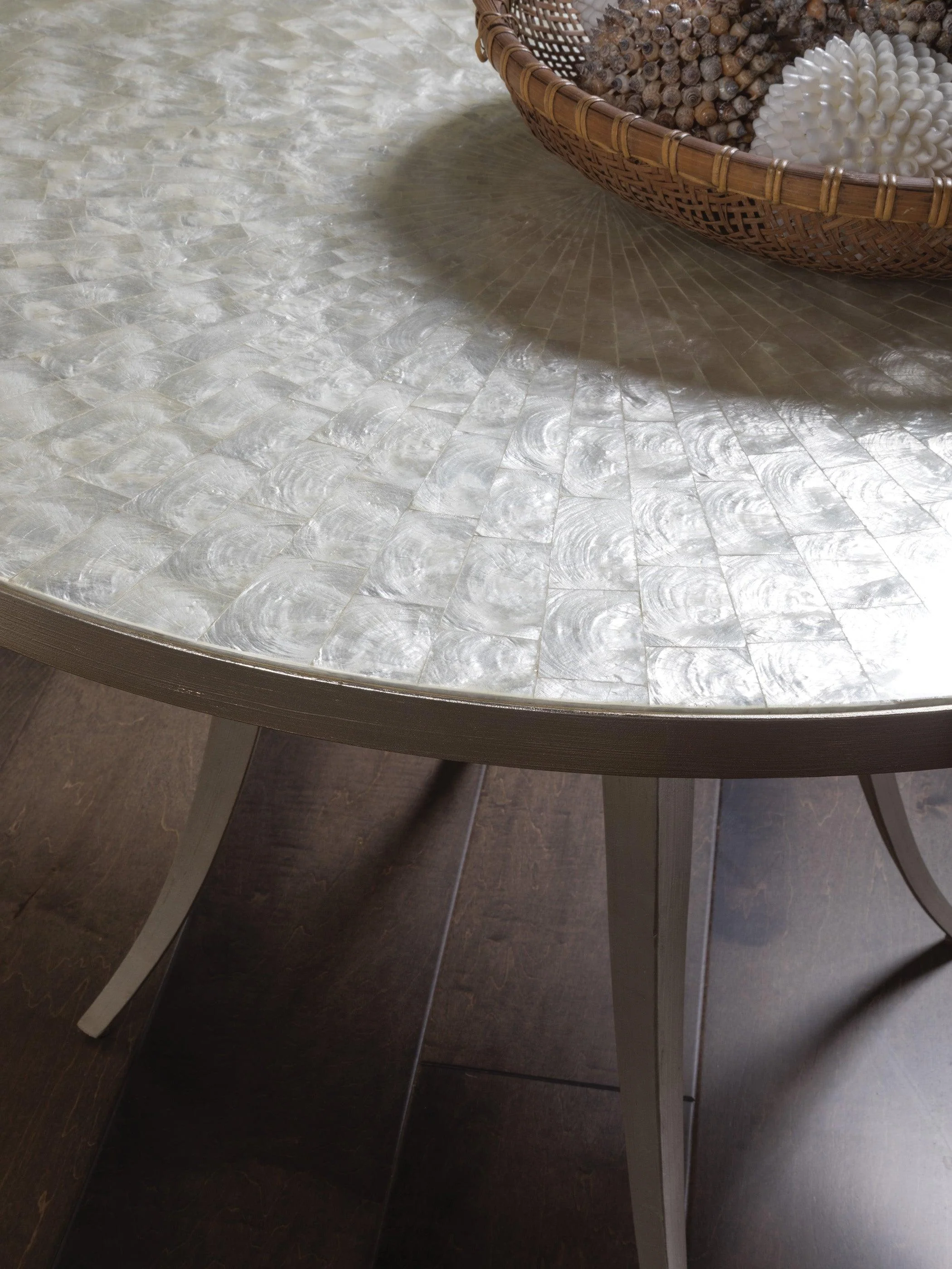 Signature Designs Capiz Round Dining Table - Remutear