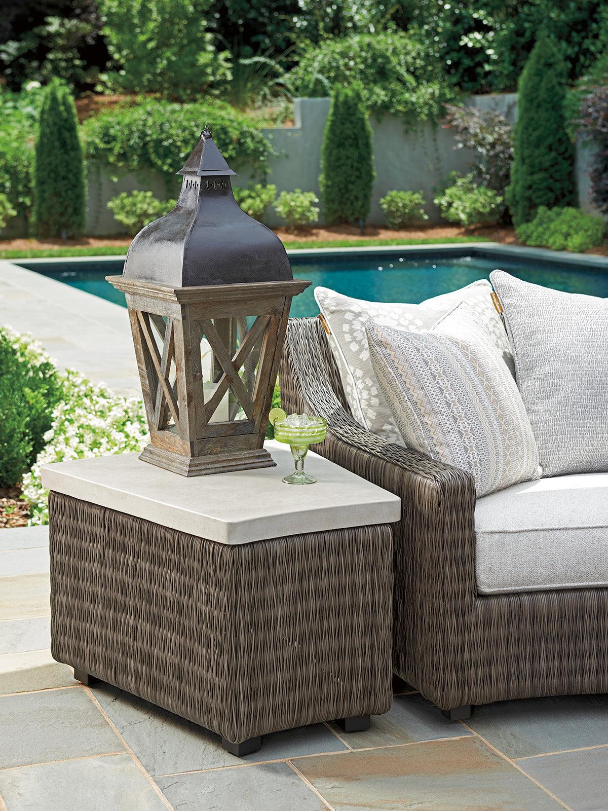 Ocean Terrace Accent Table - Remutear