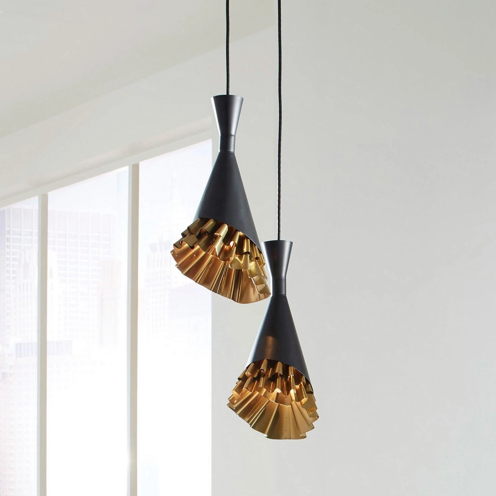 Ruffle Pendant Lamp, Black/Brass - Remutear
