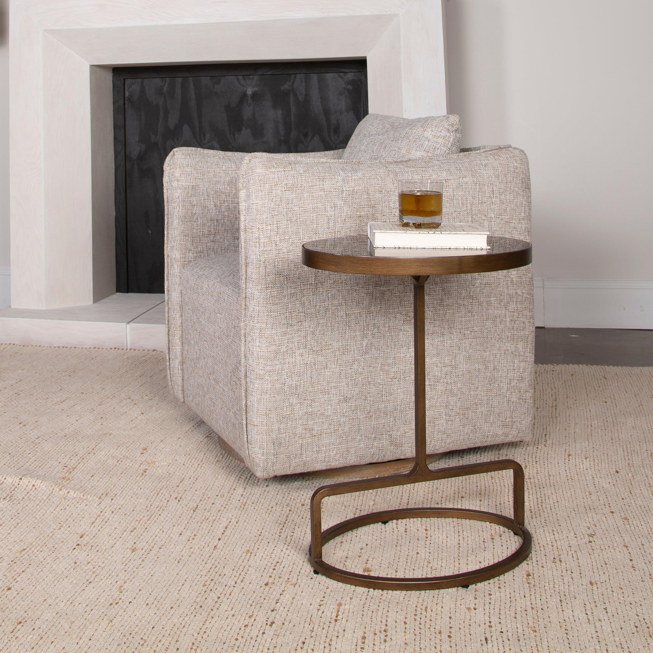 JESSENIA STONE ACCENT TABLE - Remutear