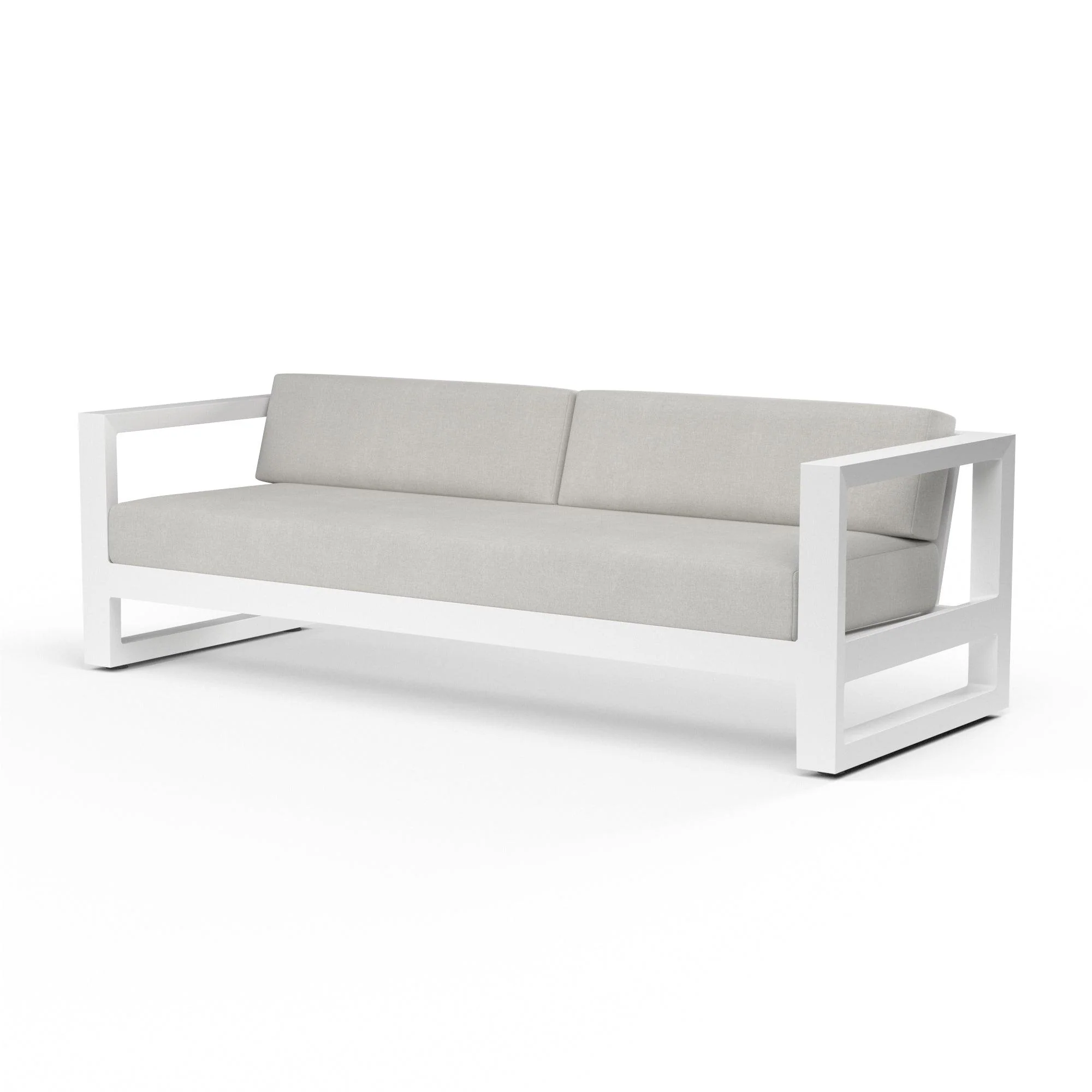 Newport Sofa in Cast Silver, No Welt - Remutear