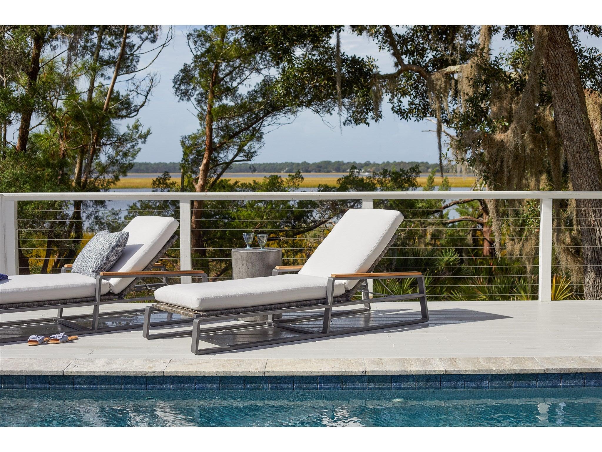 Outdoor San Clemente Chaise Lounge - Remutear