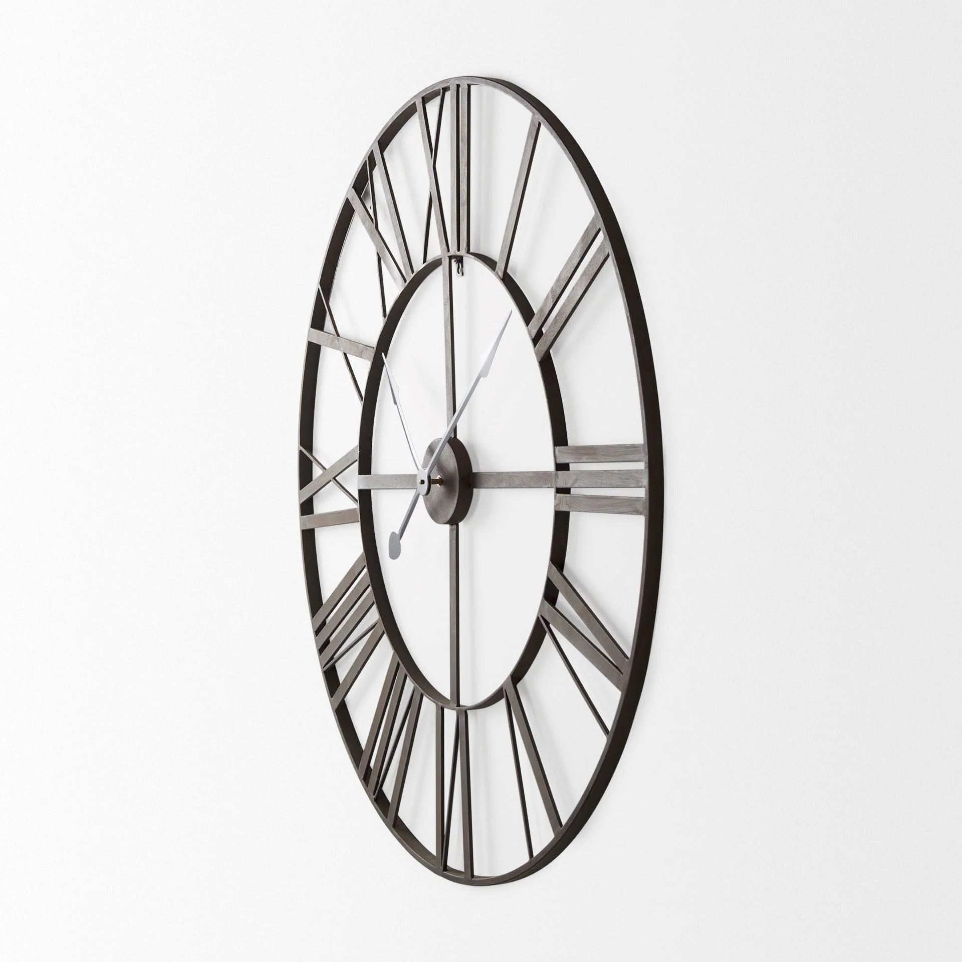 Pender 40.0L x 2.4W x 40.0H Black Iron Round Wall Clock - Remutear
