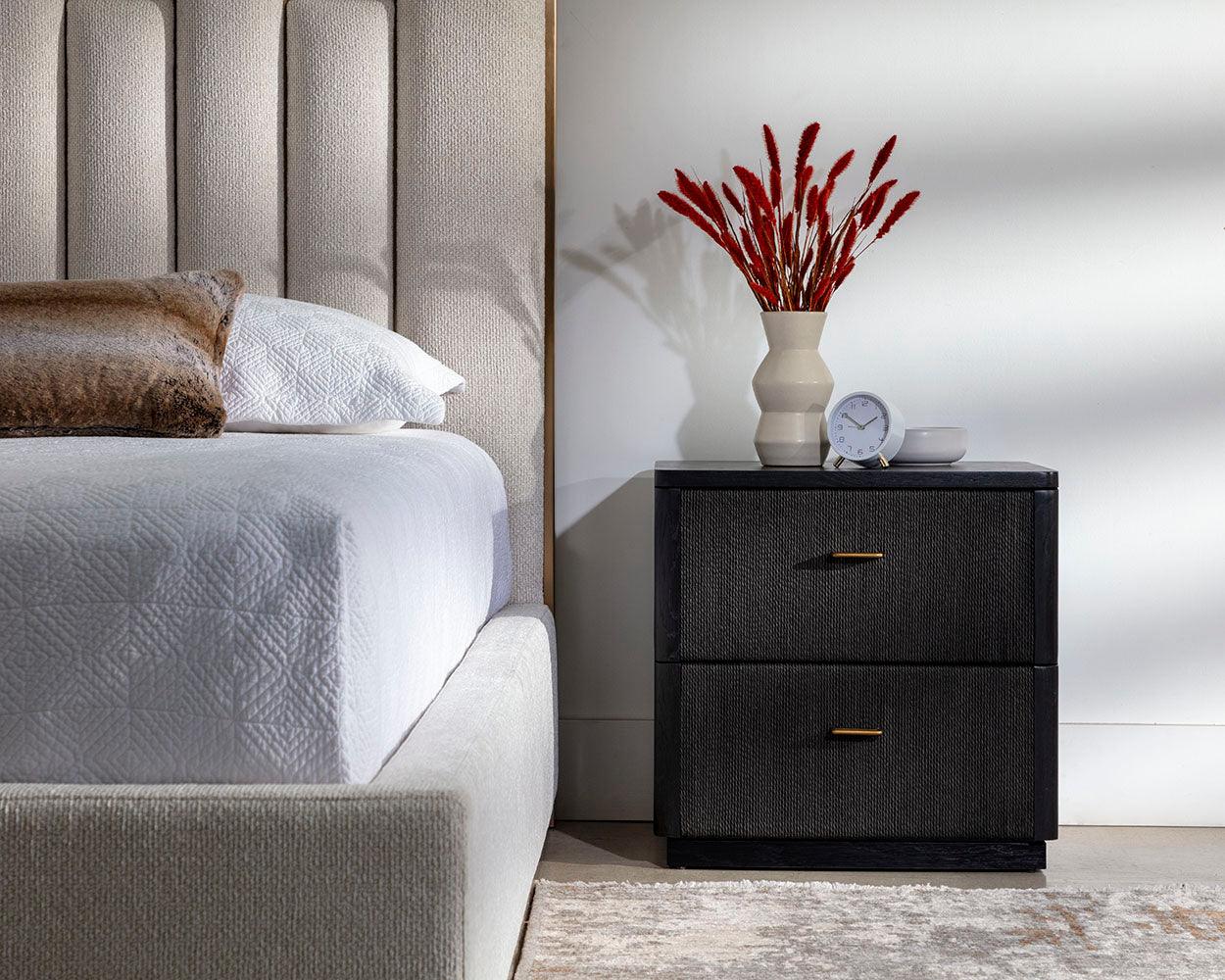 Etienne Nightstand - Remutear