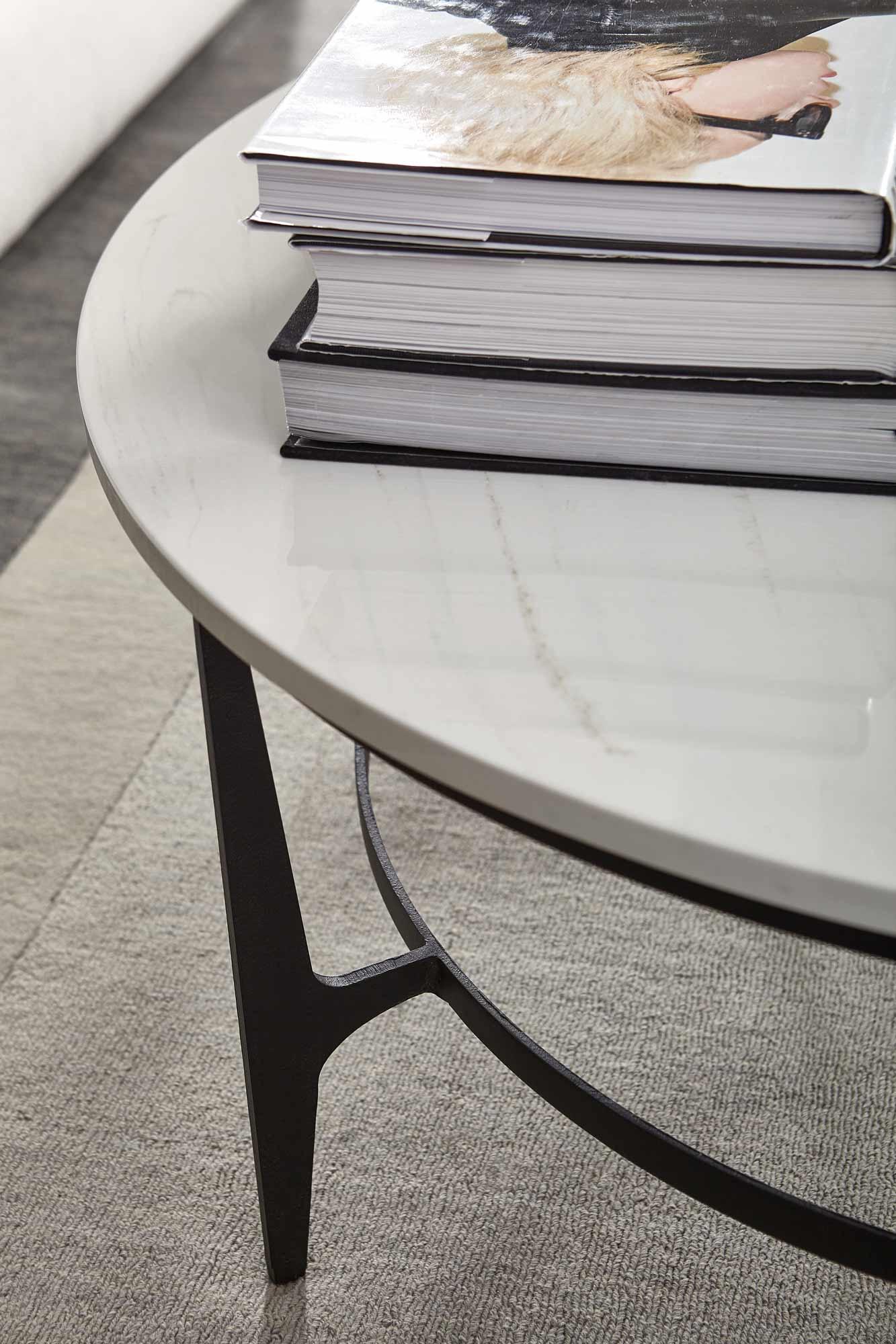 AVONDALE COCKTAIL TABLE - Remutear