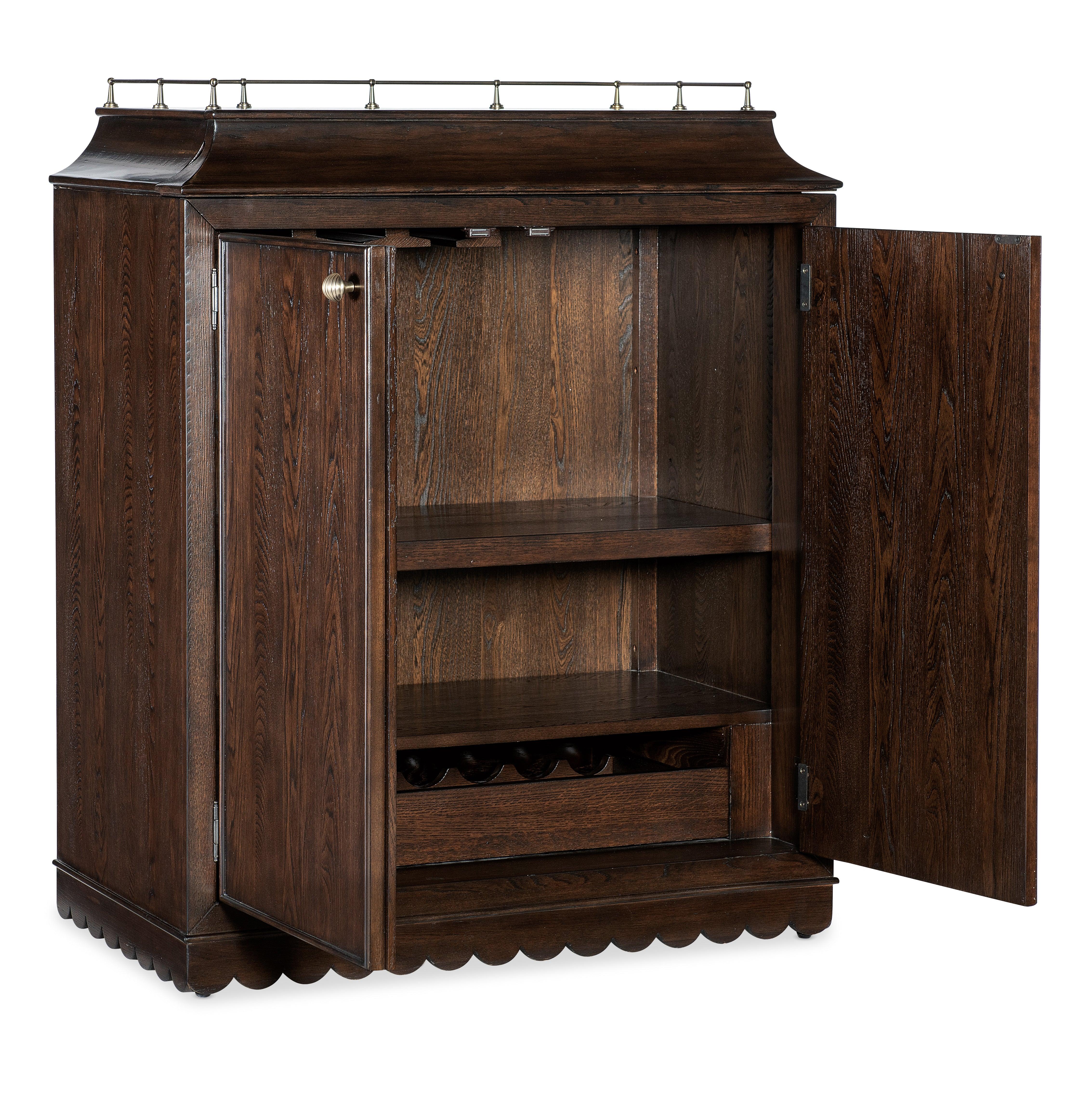 Commerce and Market Dukes Bar Cabinet - Remutear
