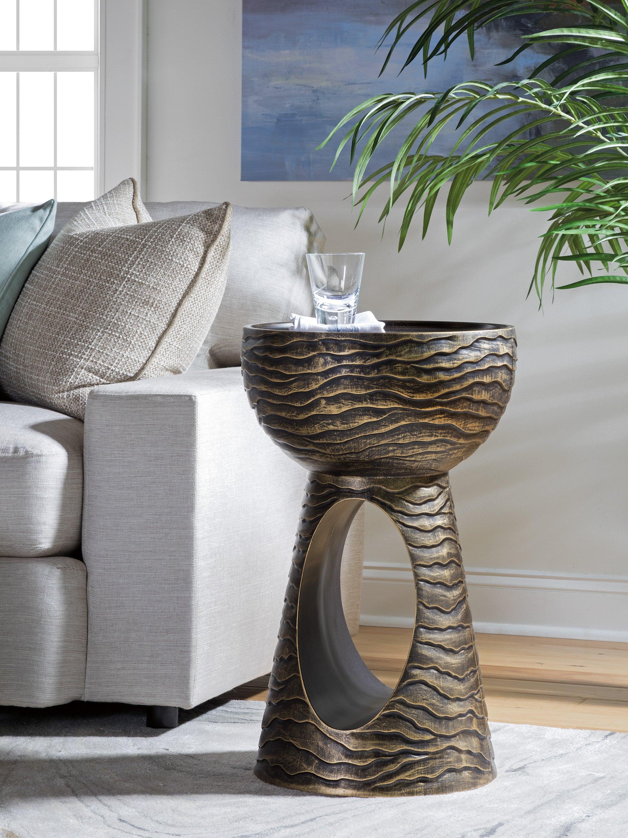 Signature Designs Mika Lamp Table - Remutear