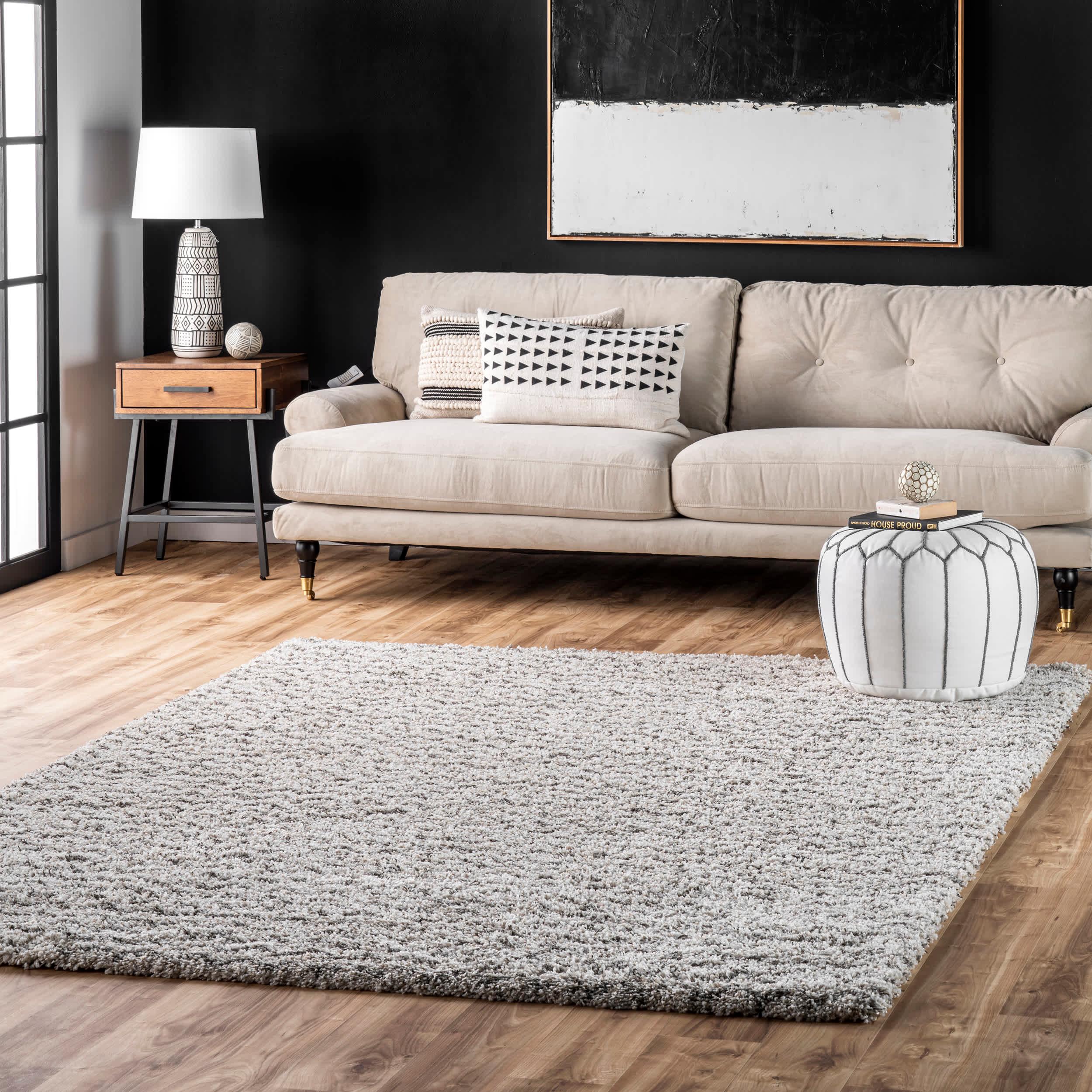 Cuellar Chevron Shaggy Area Rug - Remutear