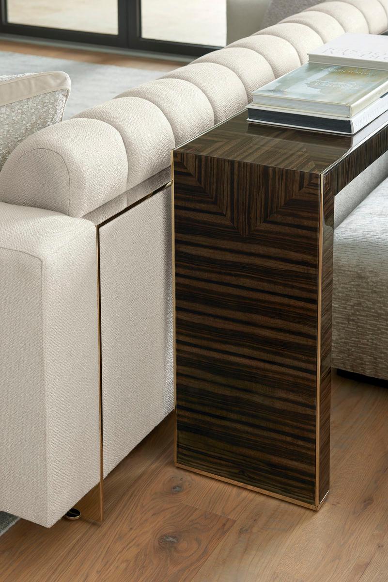 THE COSMOPOLITAN CONSOLE - Remutear
