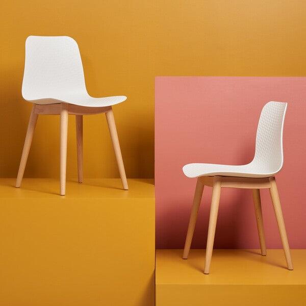 HADDIE MOLDED PLASTIC DINING CHAIR - Remutear