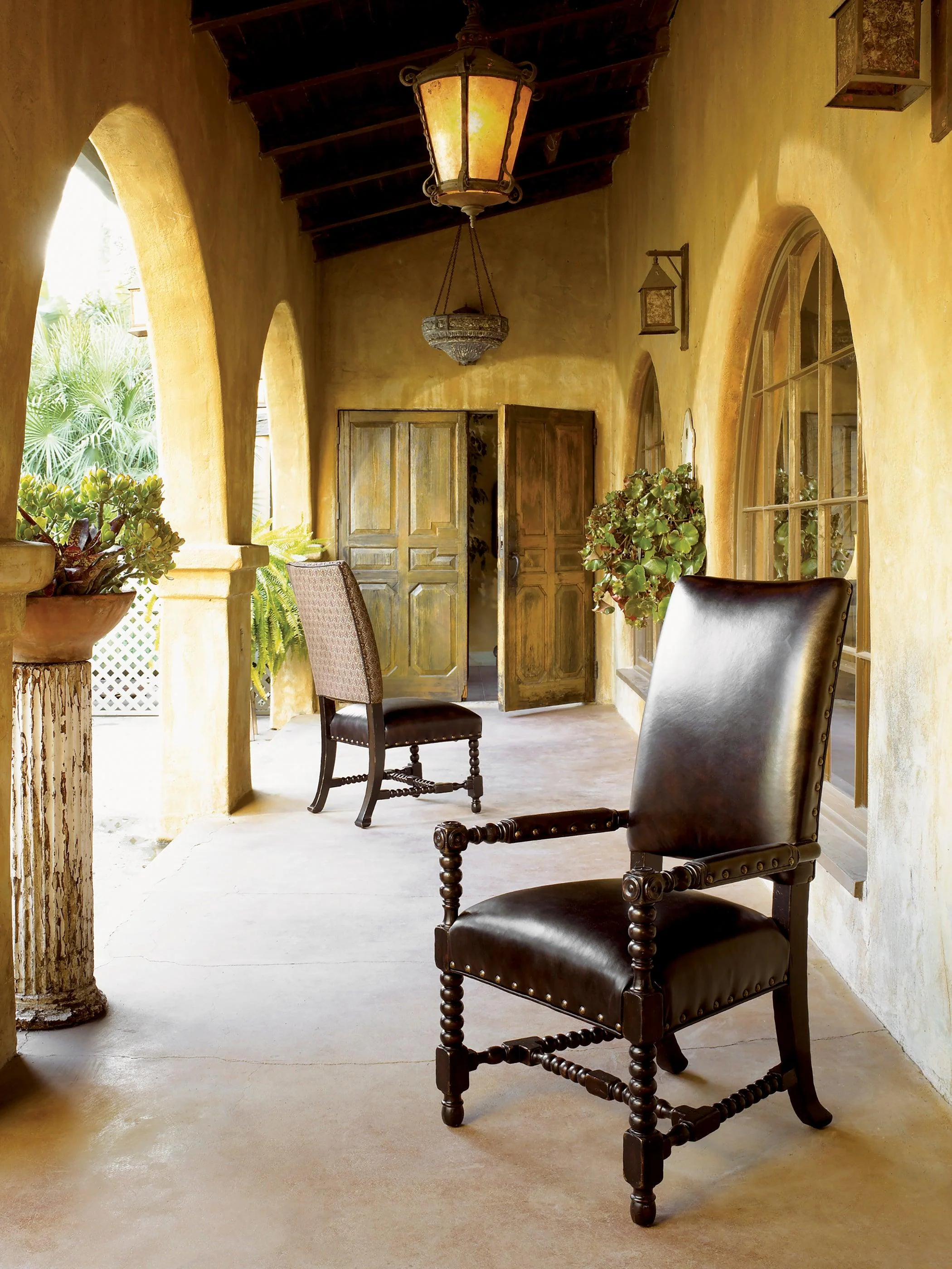 Kingstown Edwards Arm Chair - Remutear