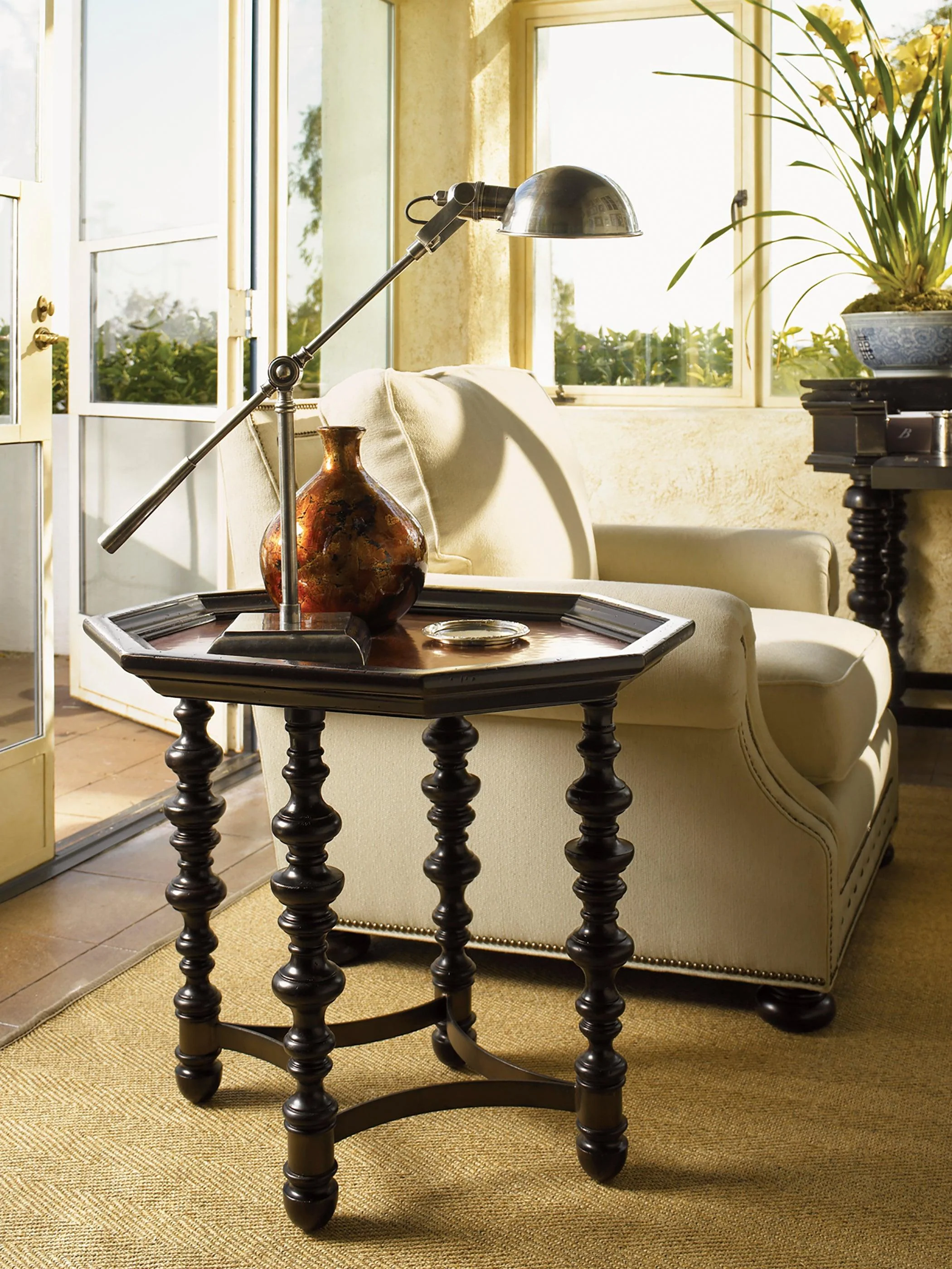 Kingstown Plantation Accent Table - Remutear