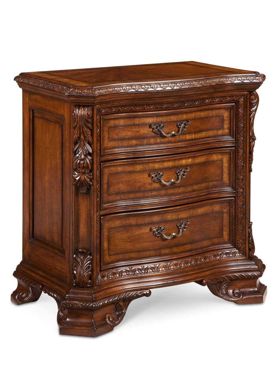 Old World Bedside Chest - Remutear