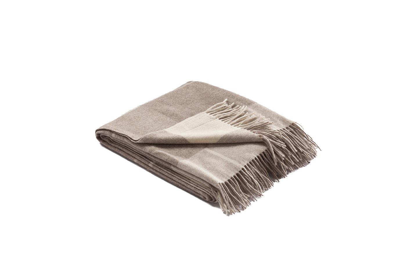 Smith Woven Throw - Remutear