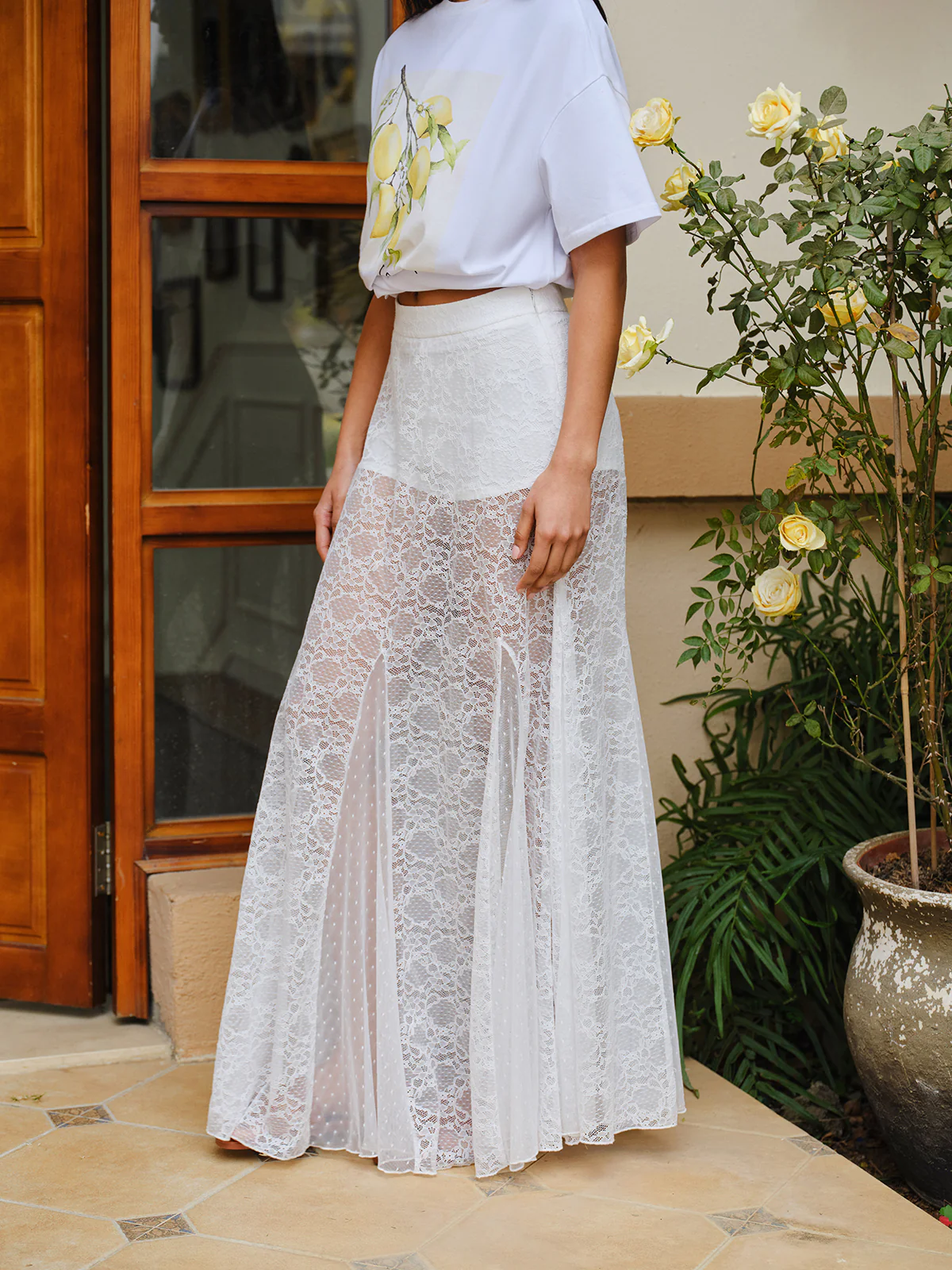 Mid-Waist Semi-Sheer Lace Skirt - Remutear