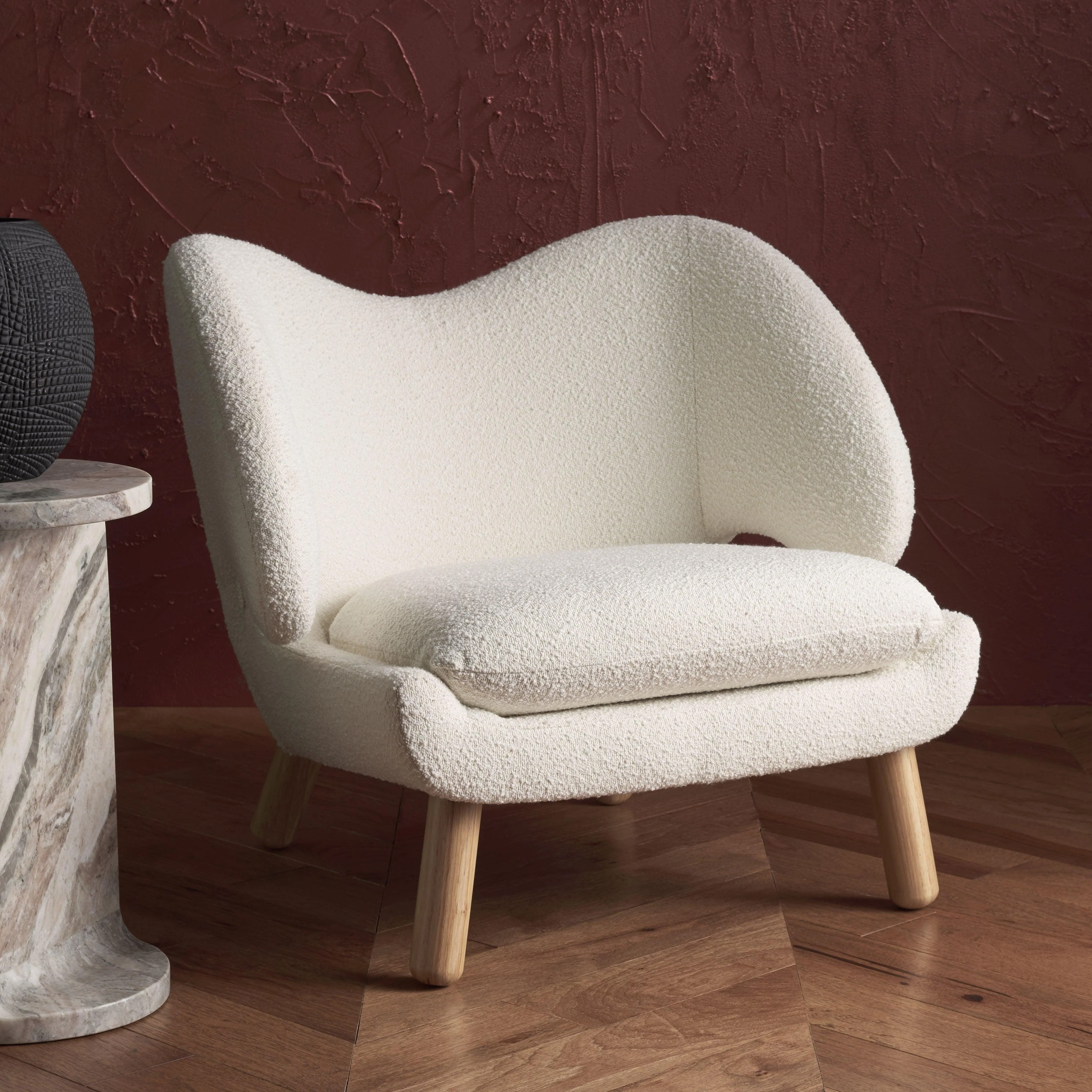FELICIA CONTEMPORARY ACCENT CHAIR - Remutear