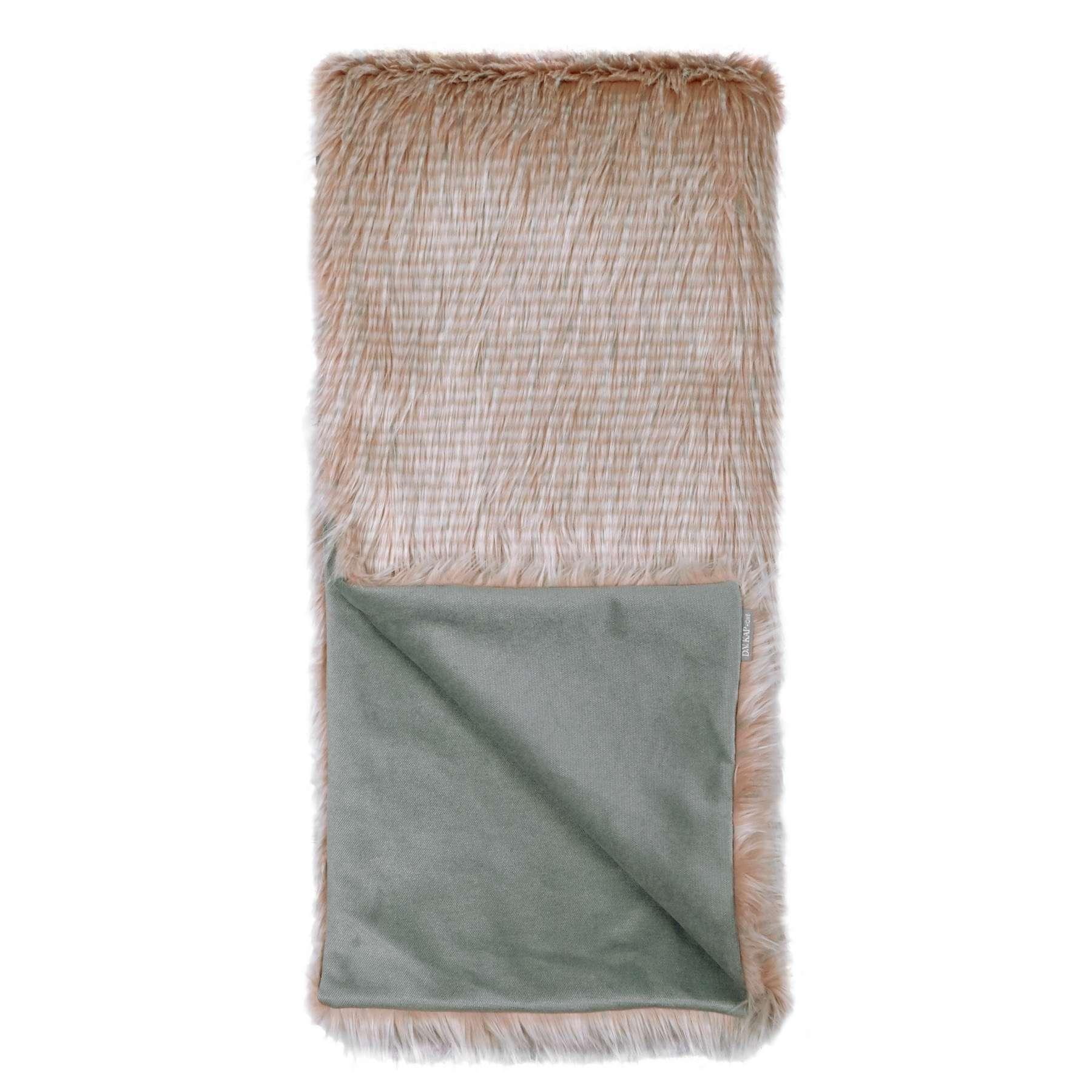 Blustery Throw - Remutear