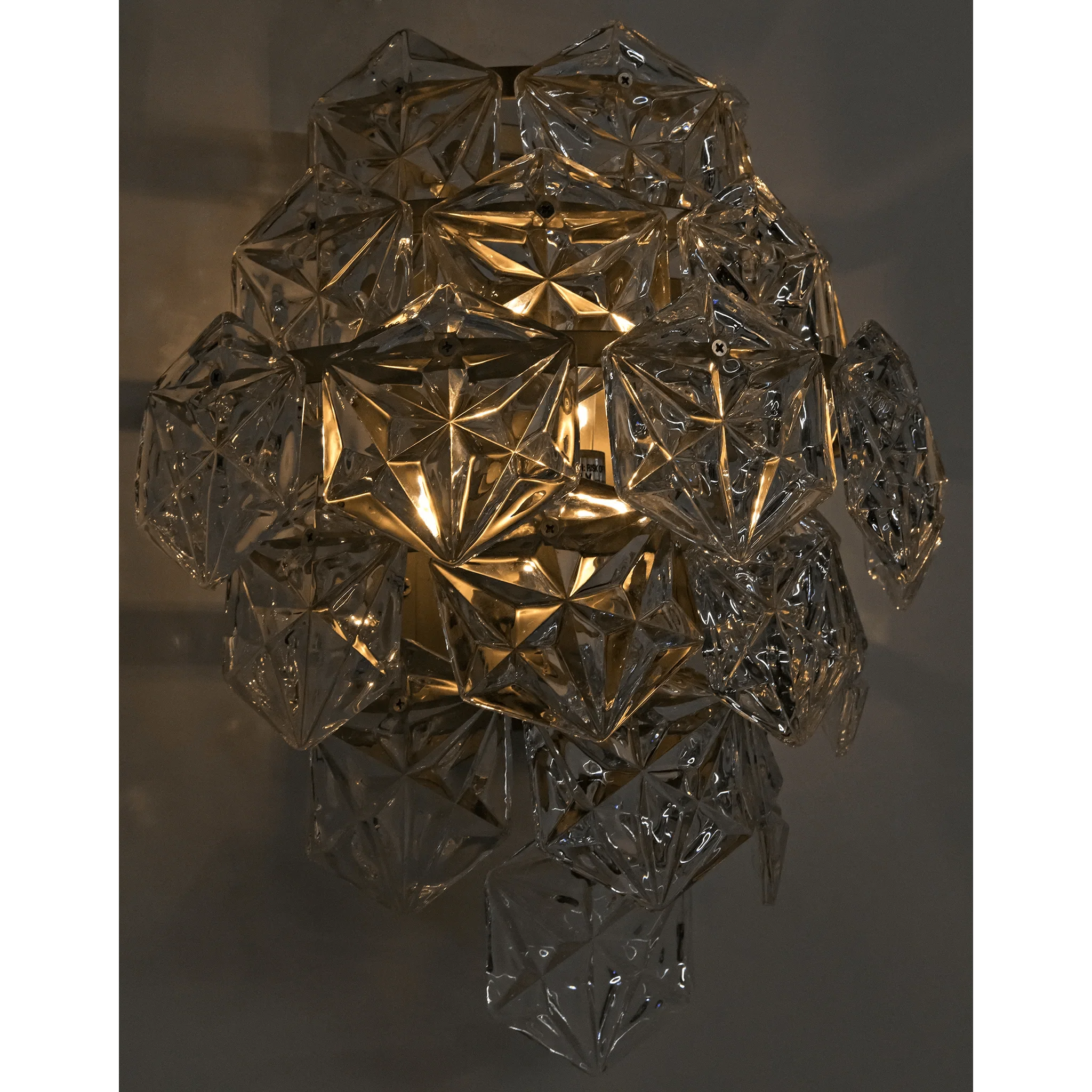 Neive Sconce, Antique Brass - Remutear