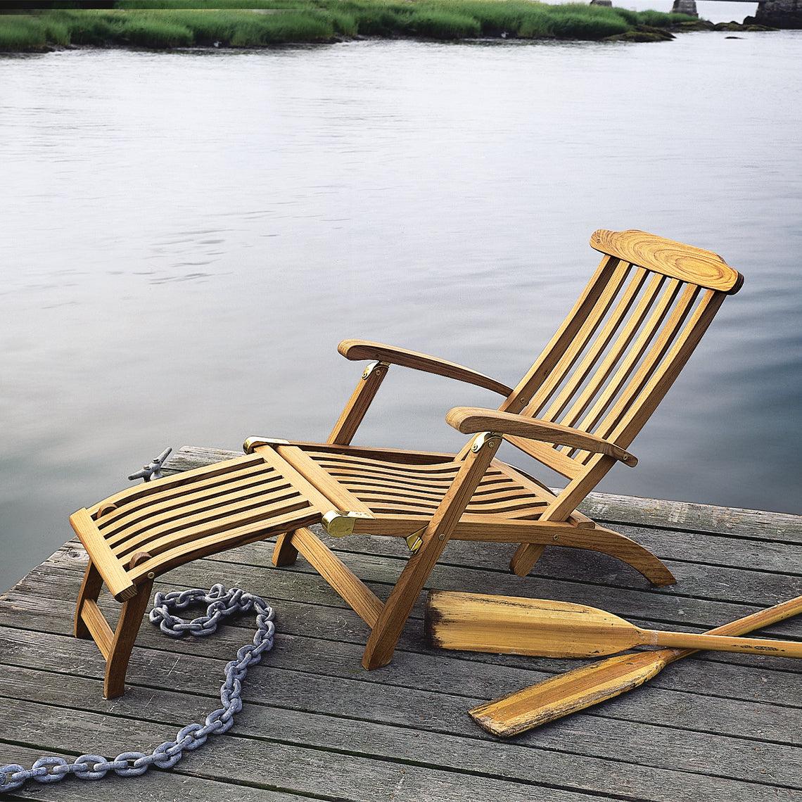 Steamer Chair w/Ottoman - Remutear