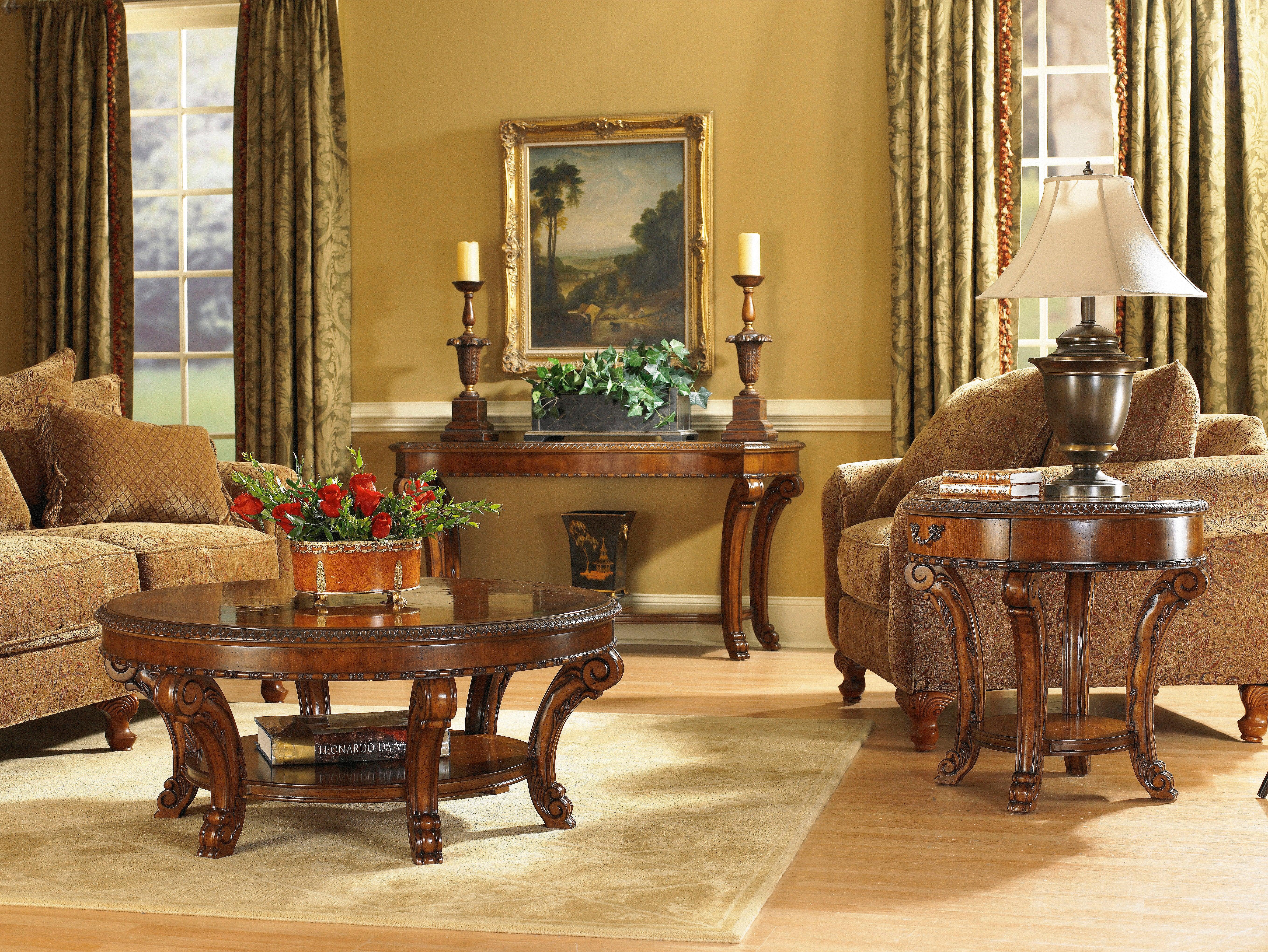 Old World Round End Table - Remutear