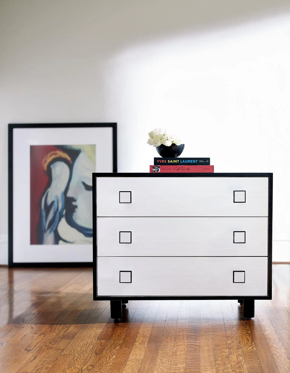 SILHOUETTE NIGHTSTAND LIGHT - Remutear