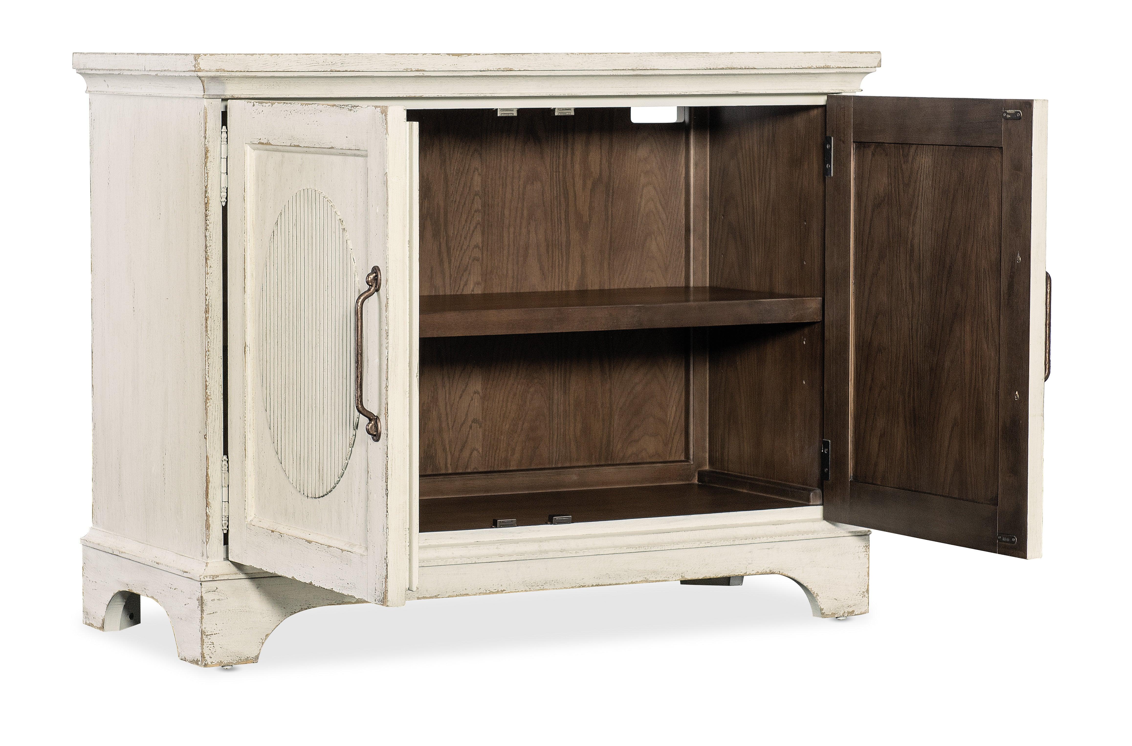 Americana Two-Door Cabinet - Remutear