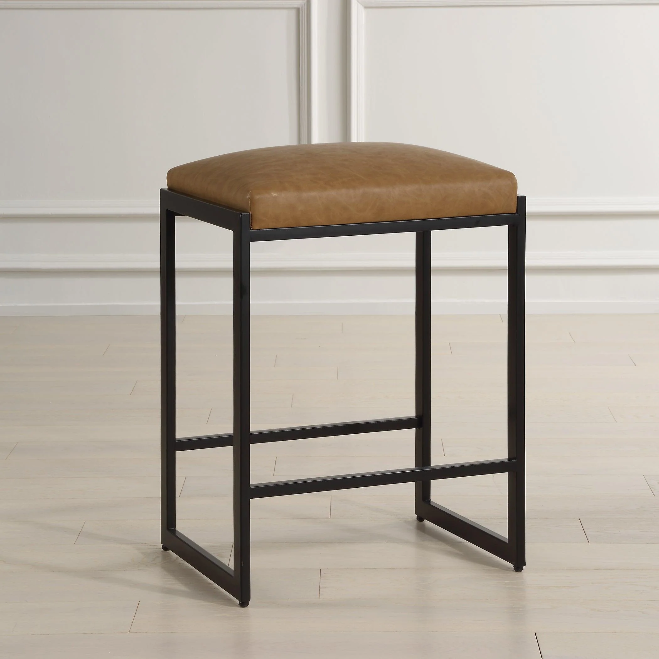Atticus Black Counter Stool - Remutear