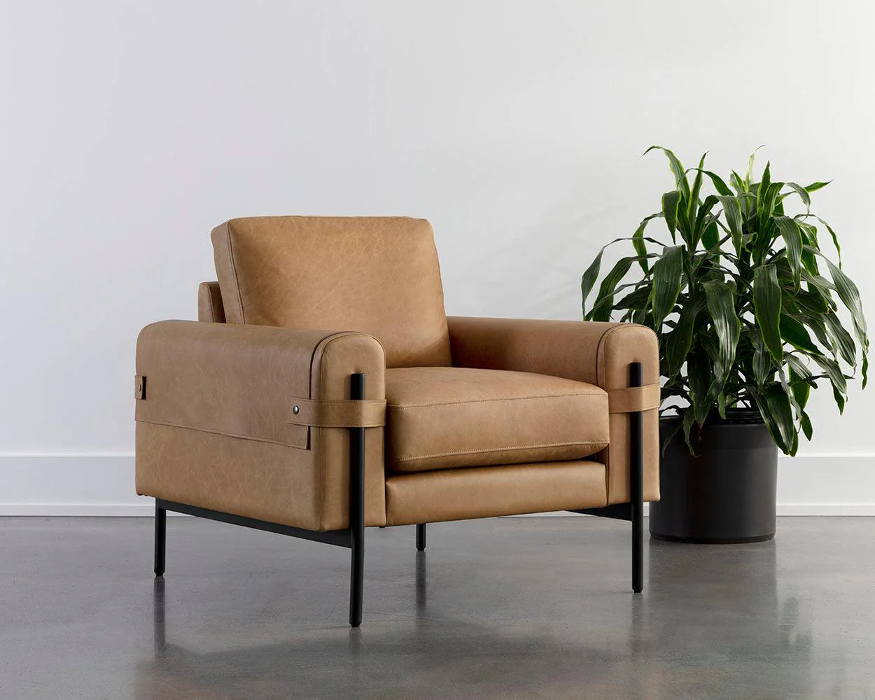Camus Armchair - Remutear