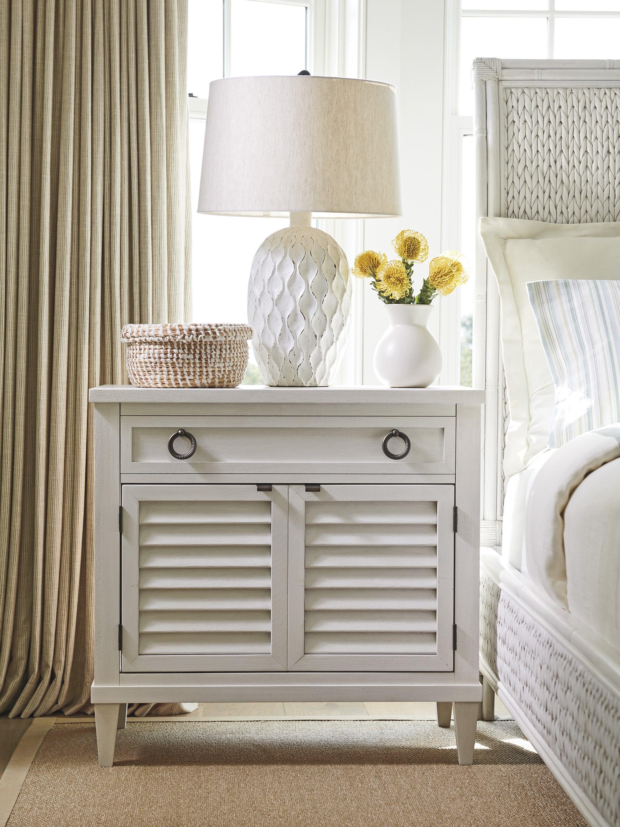 Ocean Breeze Glades Nightstand - Remutear