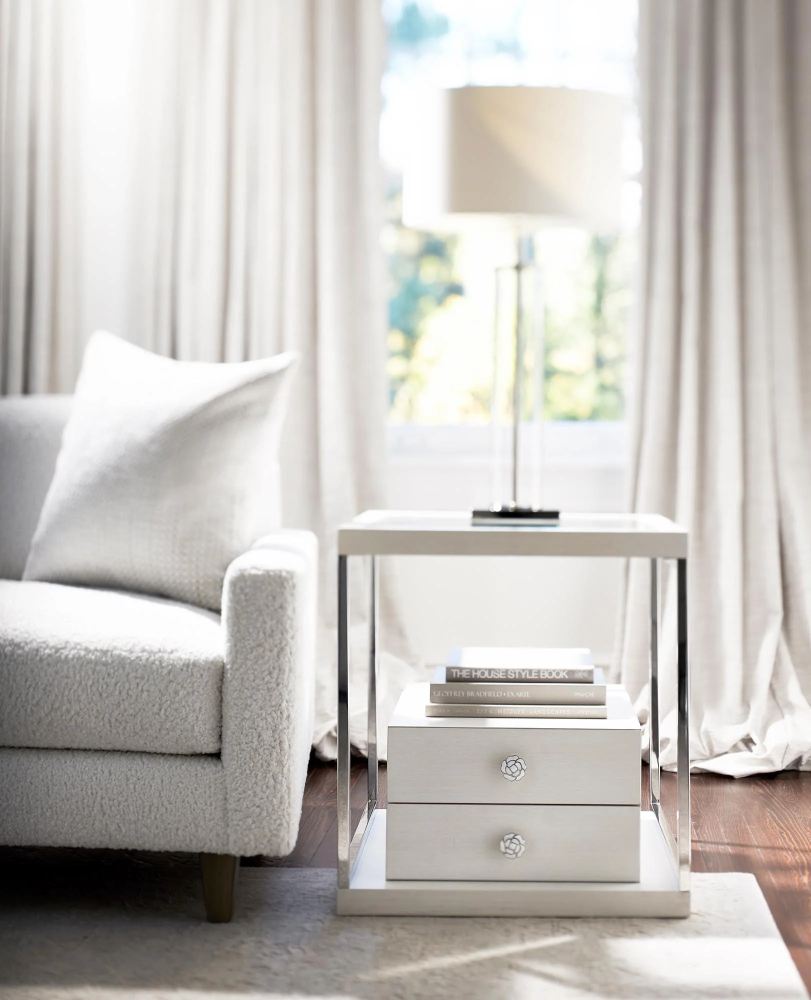 SILHOUETTE SIDE TABLE RECTANGLE - Remutear