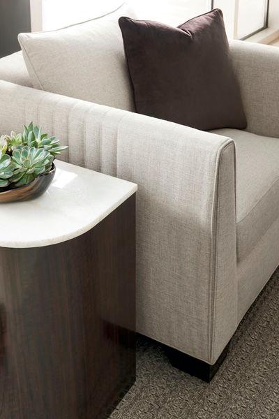 MODERNE STREAMLINE CHAIR - Remutear