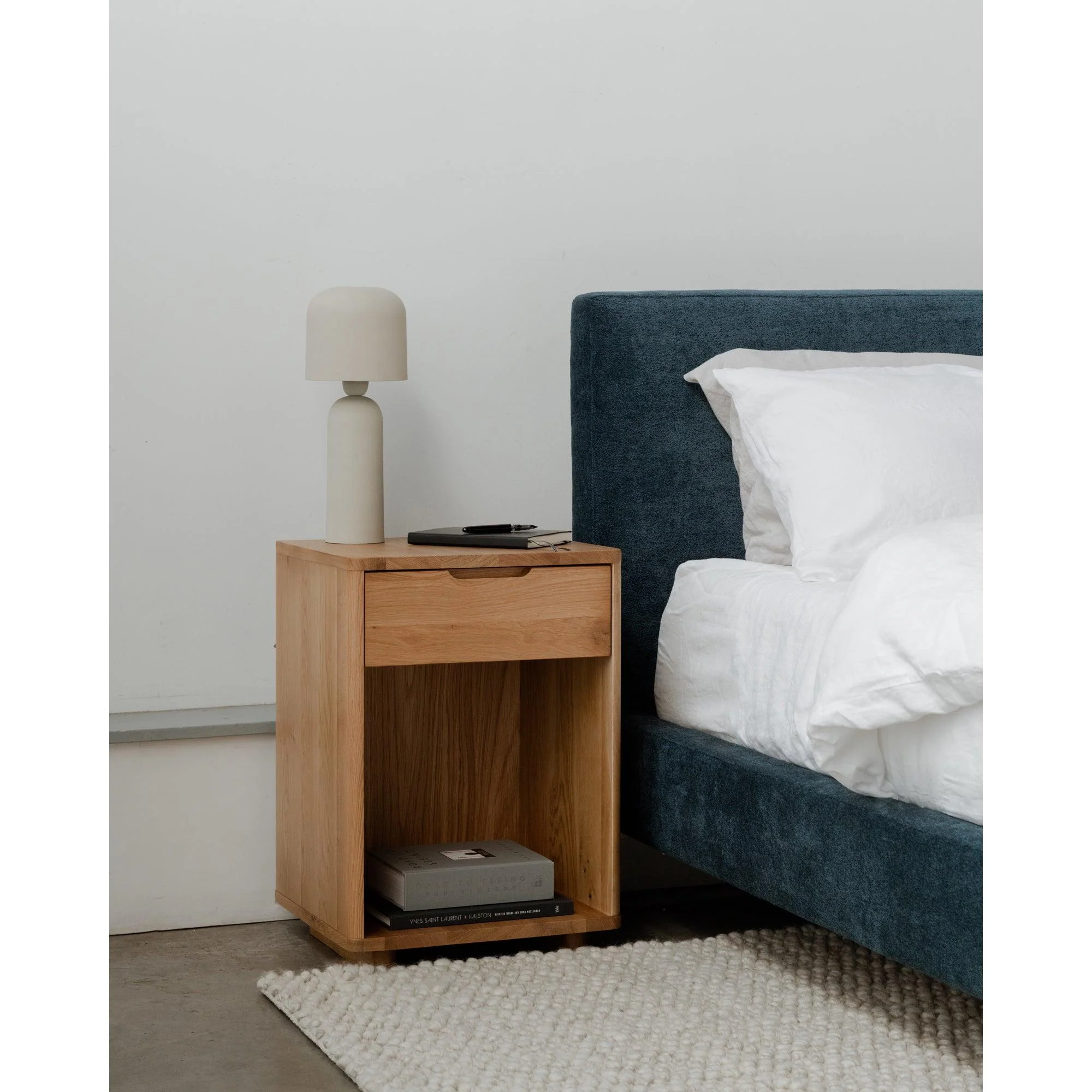 Osamu Oak Nightstand - Remutear