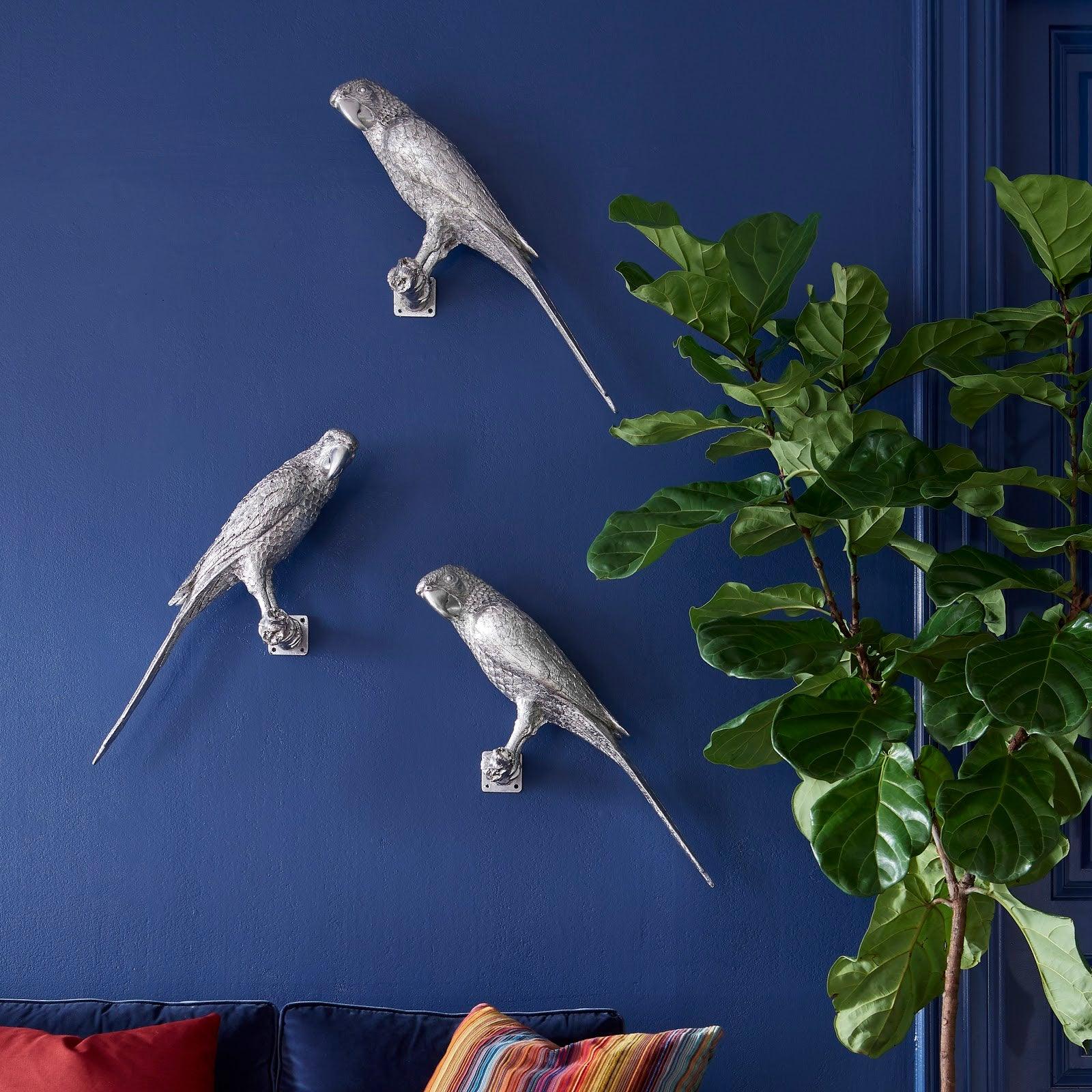 Parrot Looking Right Wall Art, Resin, Silver Leaf - Remutear