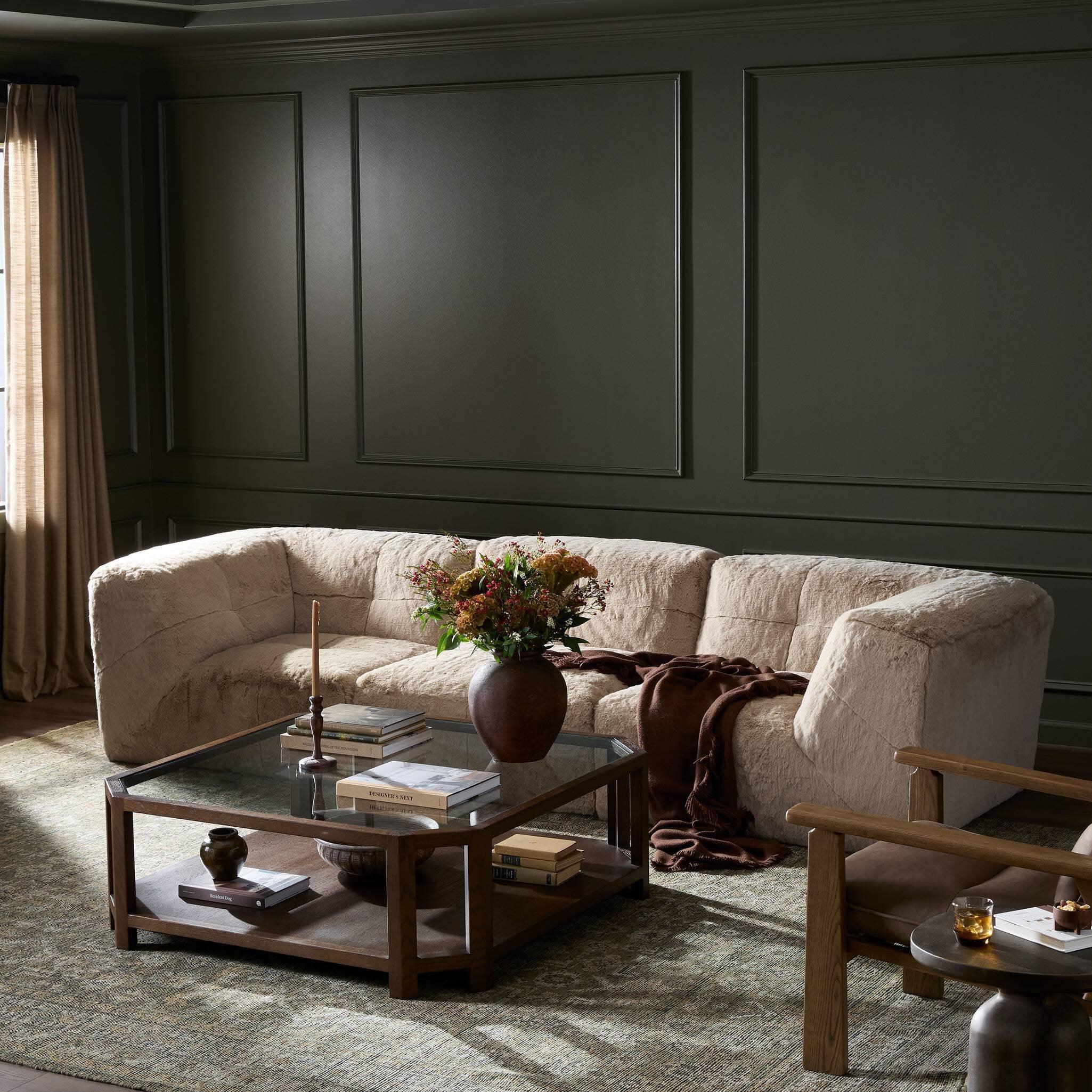 Miles 3Pc Sectional Sofa - Remutear