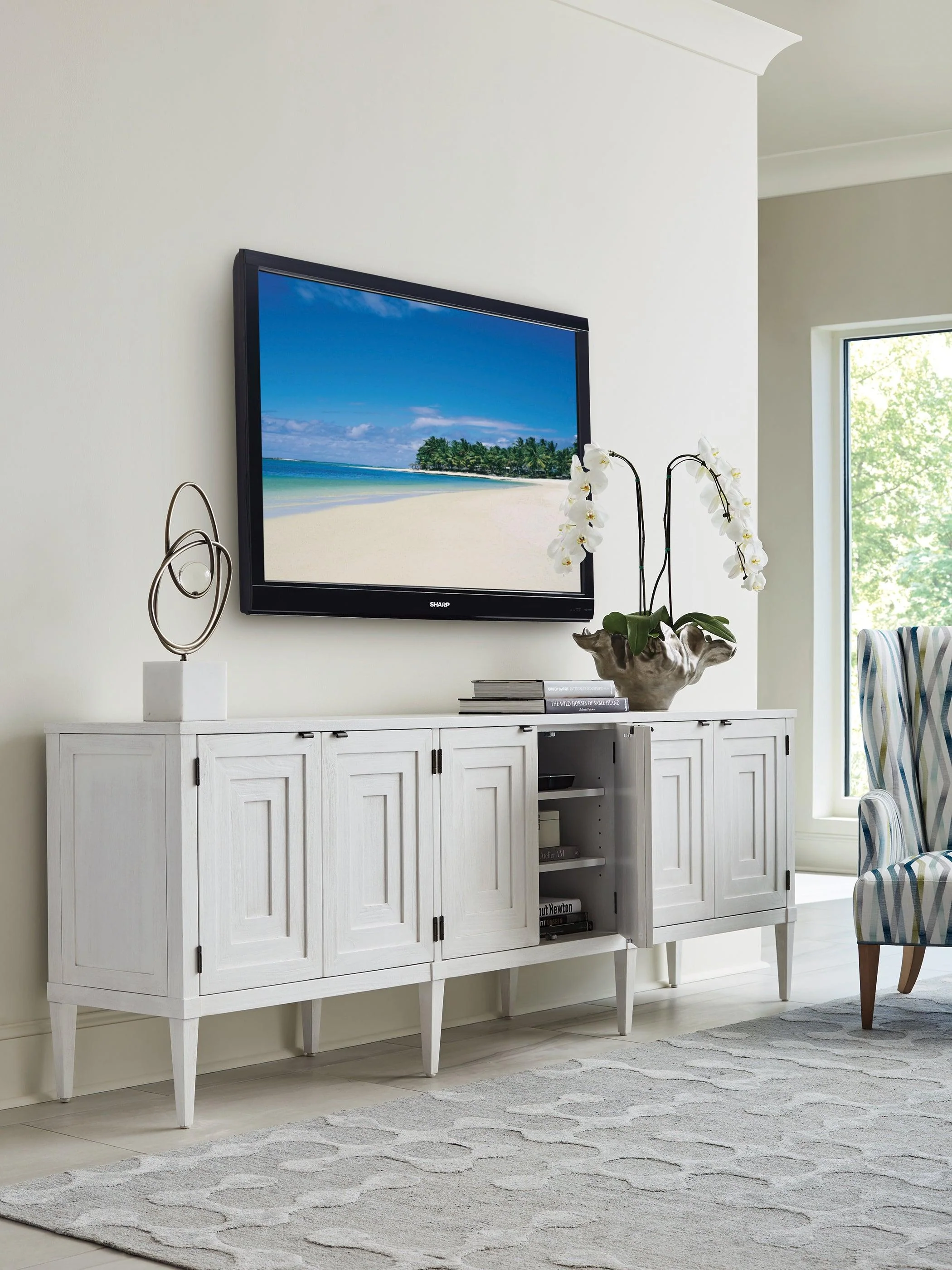 Sanibel Clearwater Long Media Console - Remutear