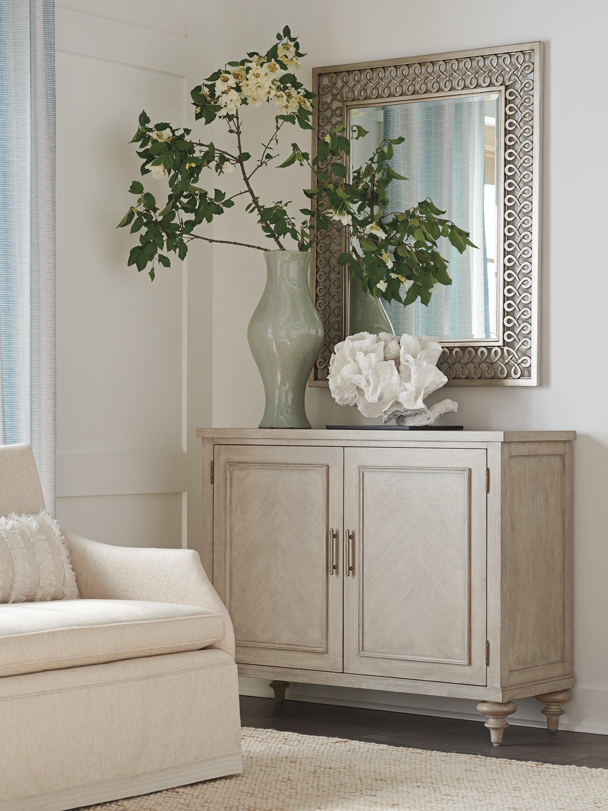 Malibu Neptune Hall Chest - Remutear