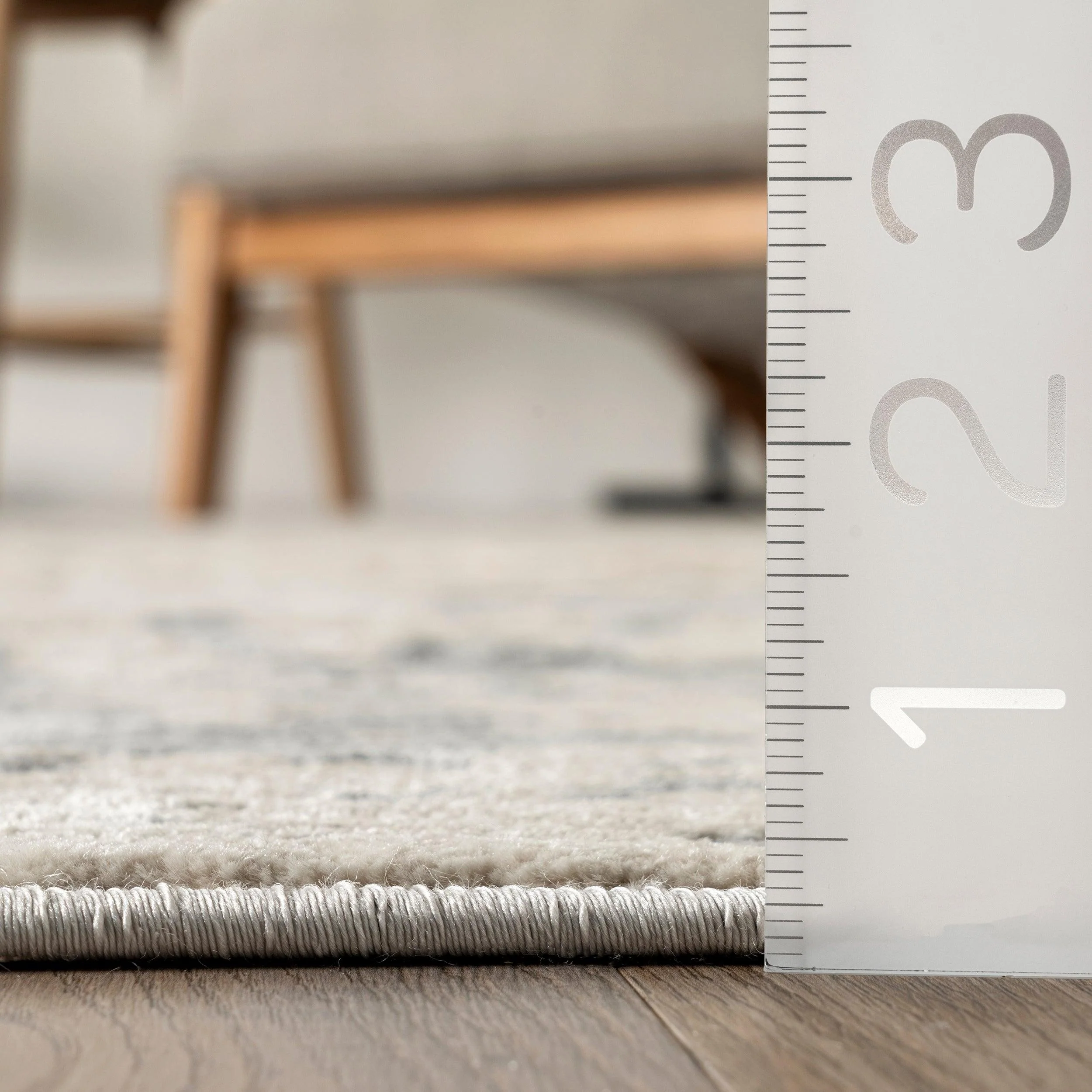 Chastin Modern Abstract Area Rug - Remutear