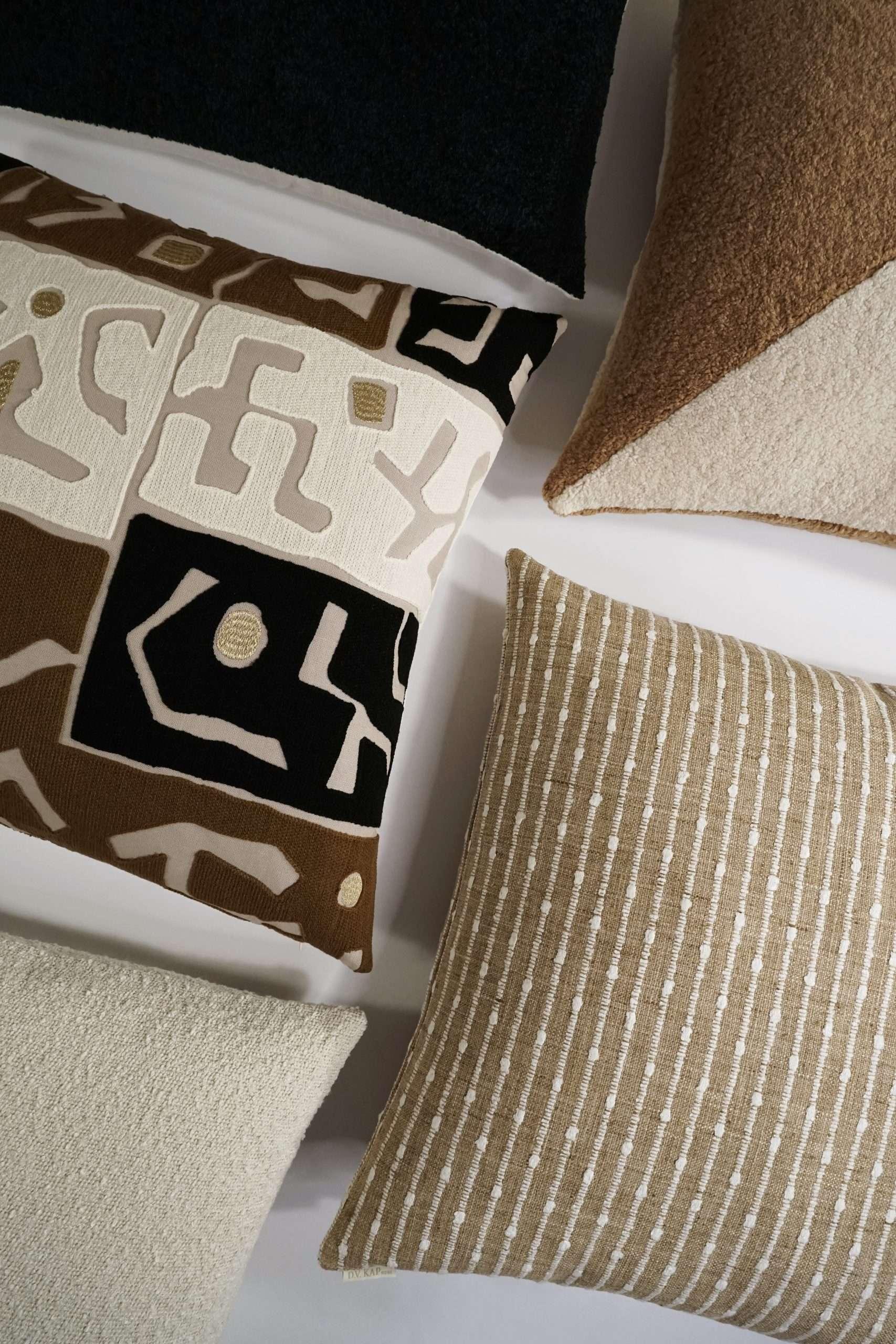 Colossi Pillow - Remutear