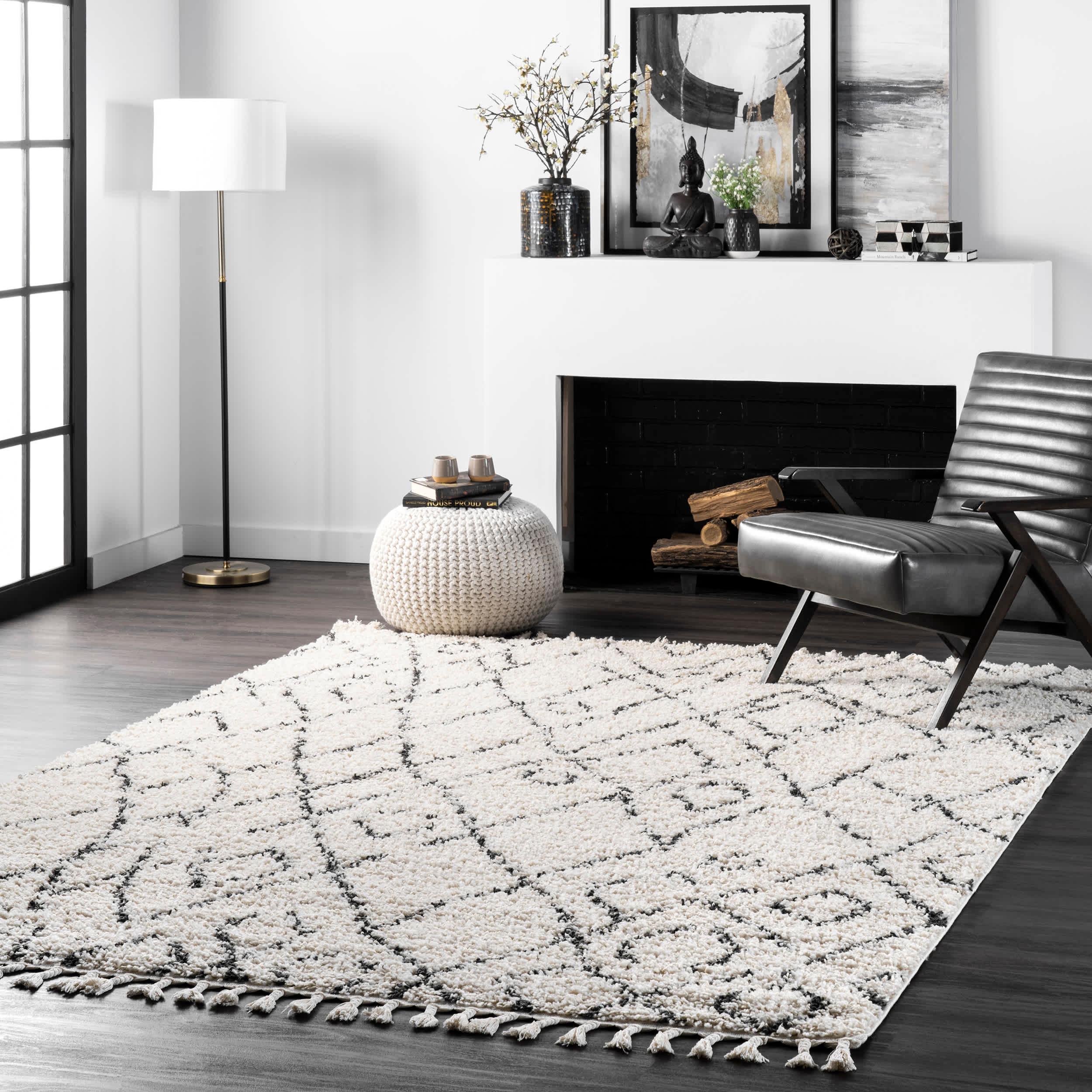 Nieves Moroccan Diamond Tassel Area Rug - Remutear