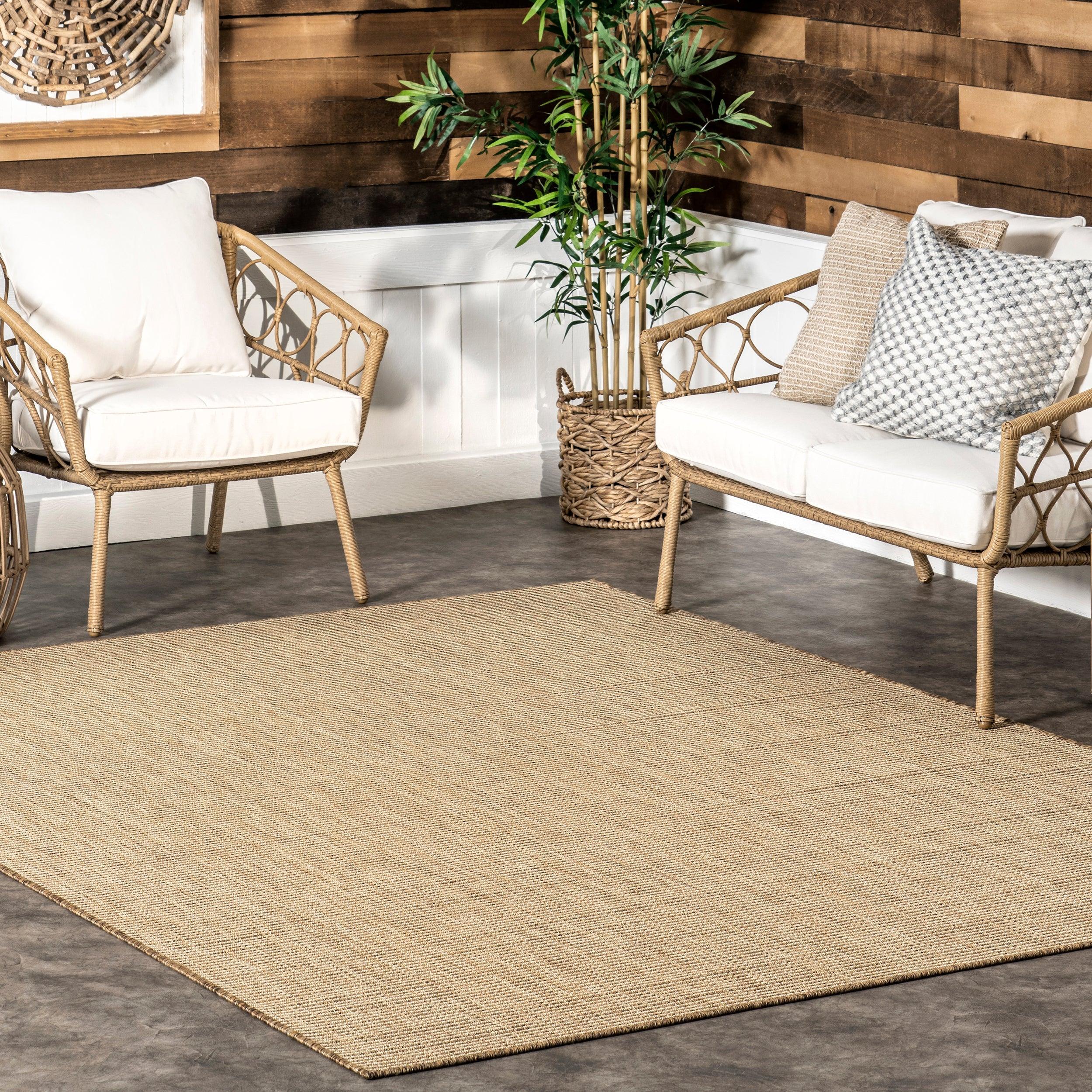 Rosy Classic Indoor/Outdoor Area Rug - Remutear
