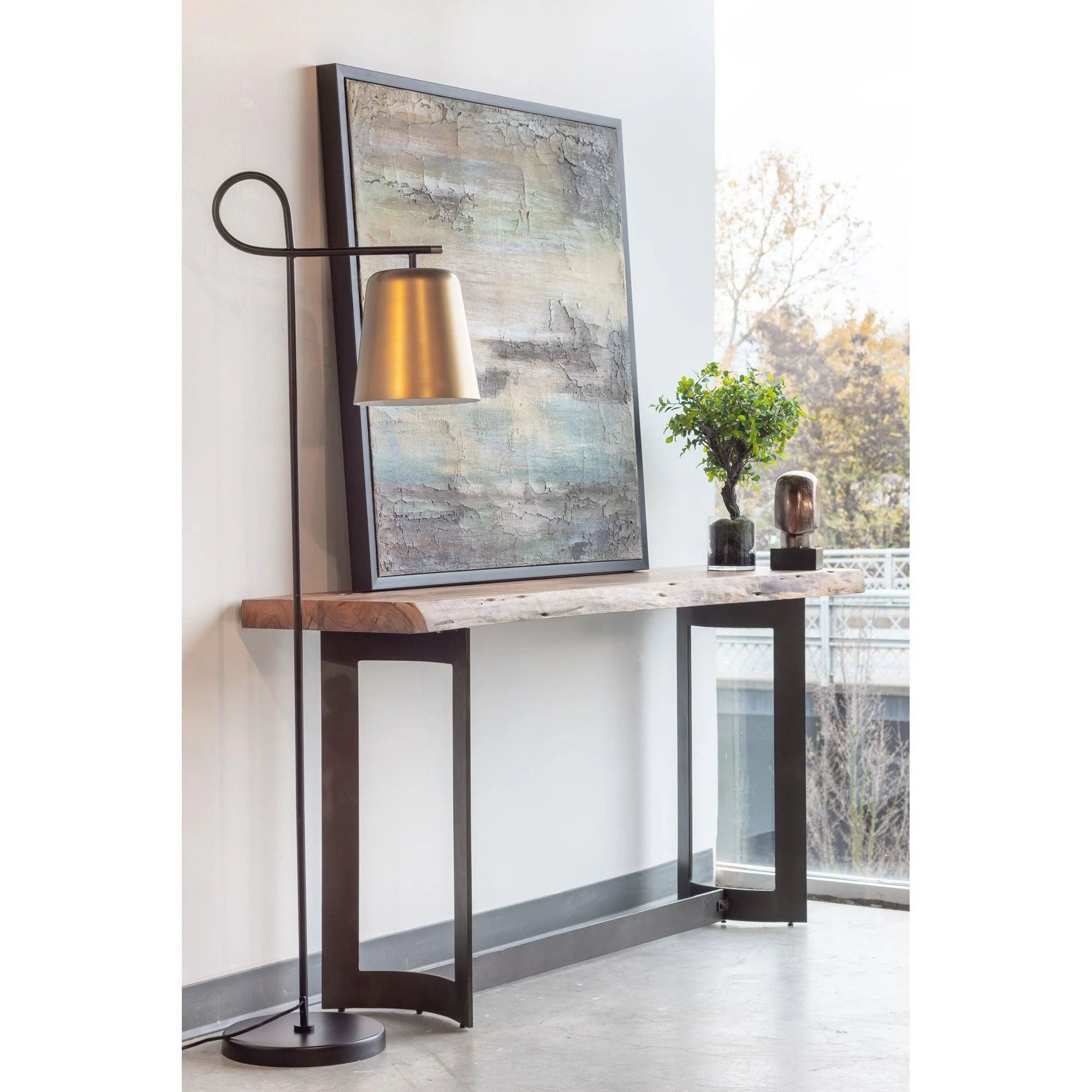 Bent Console Table Smoked - Remutear