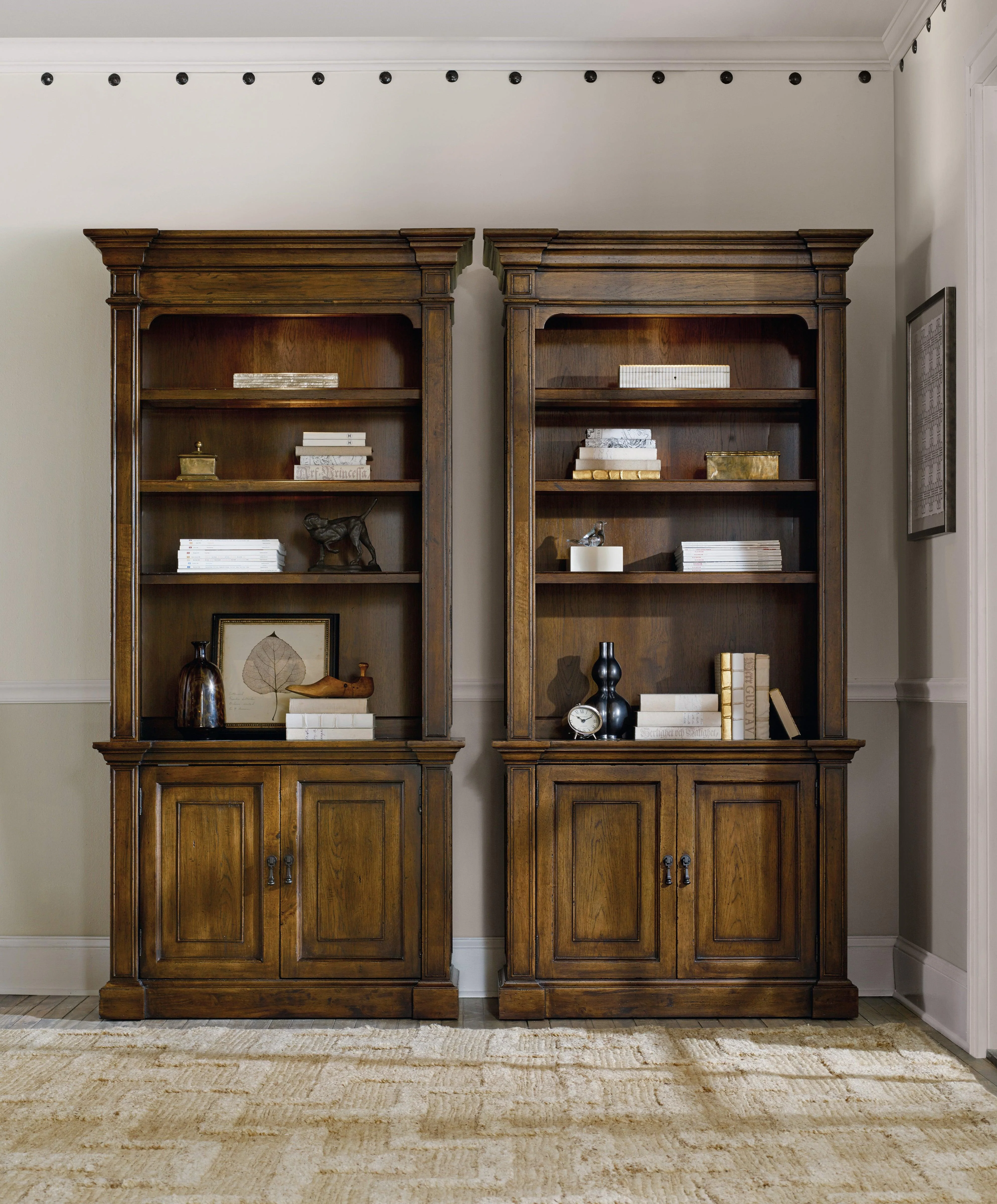Archivist Bookcase - Remutear
