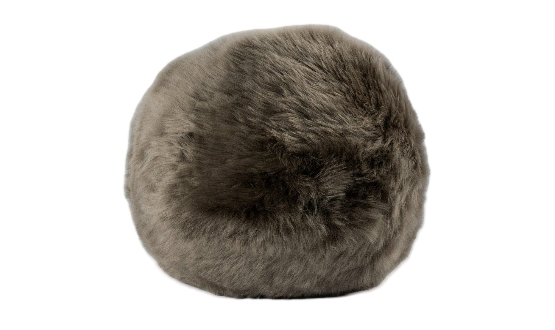 Long Wool Sheepskin Ball Cushion - Remutear