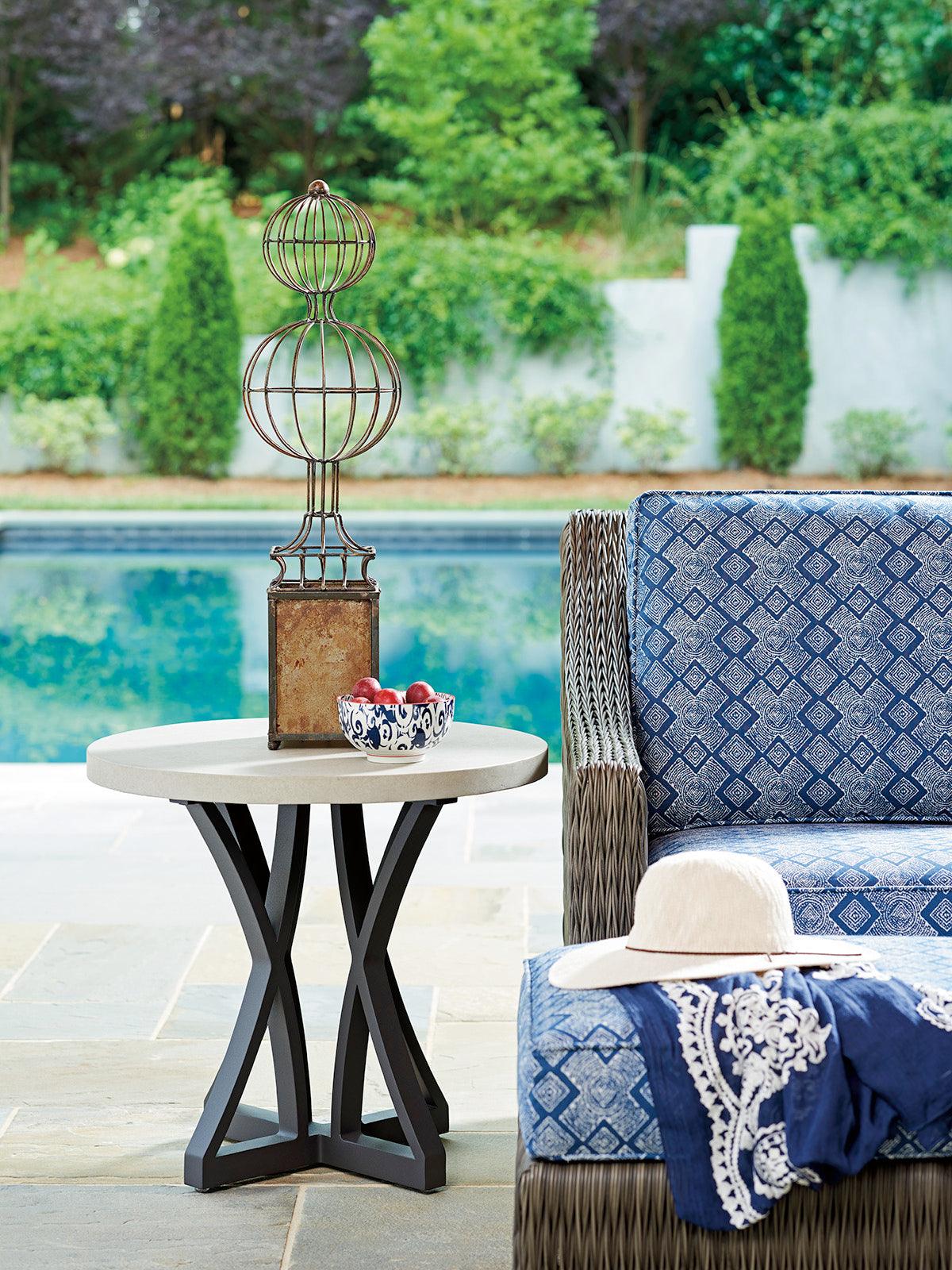 Ocean Terrace Side Table - Remutear