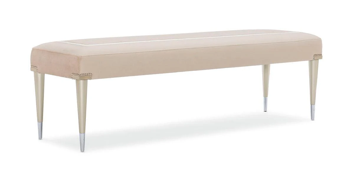 BOARDING ON BEAUTIFUL BENCH - Remutear