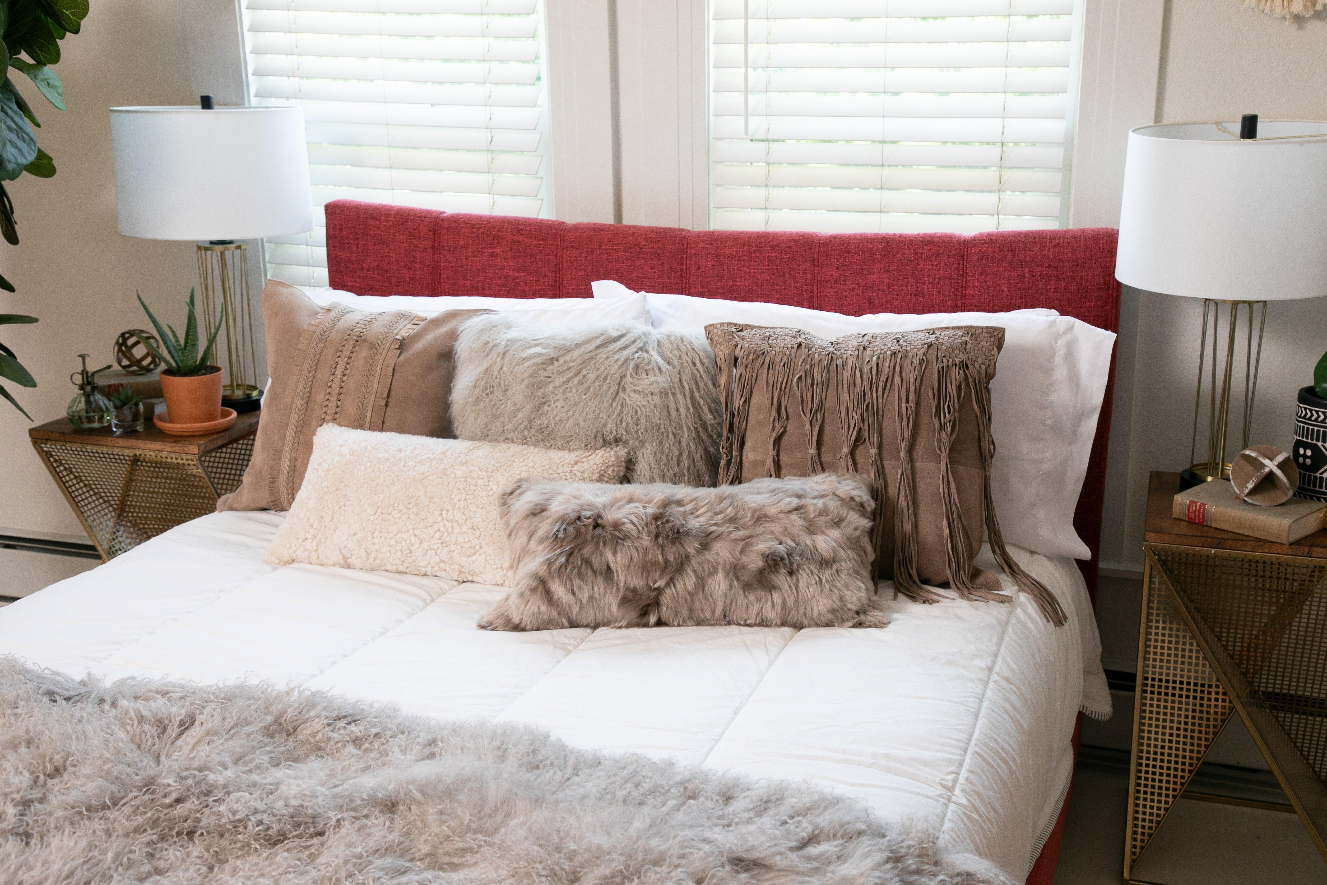 Suede Cowhide Square Cushion - Remutear