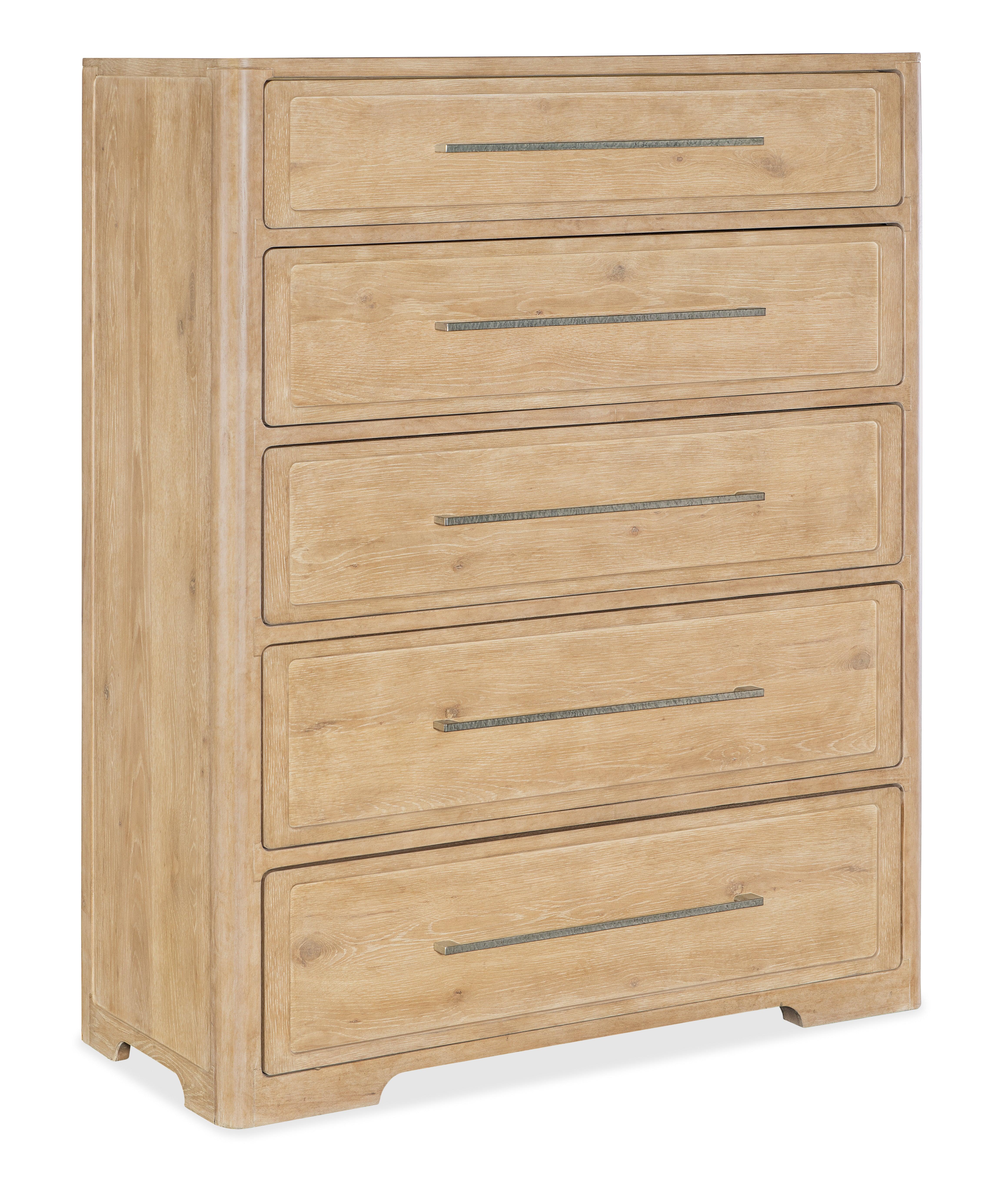 Retreat Five-Drawer Chest - Remutear
