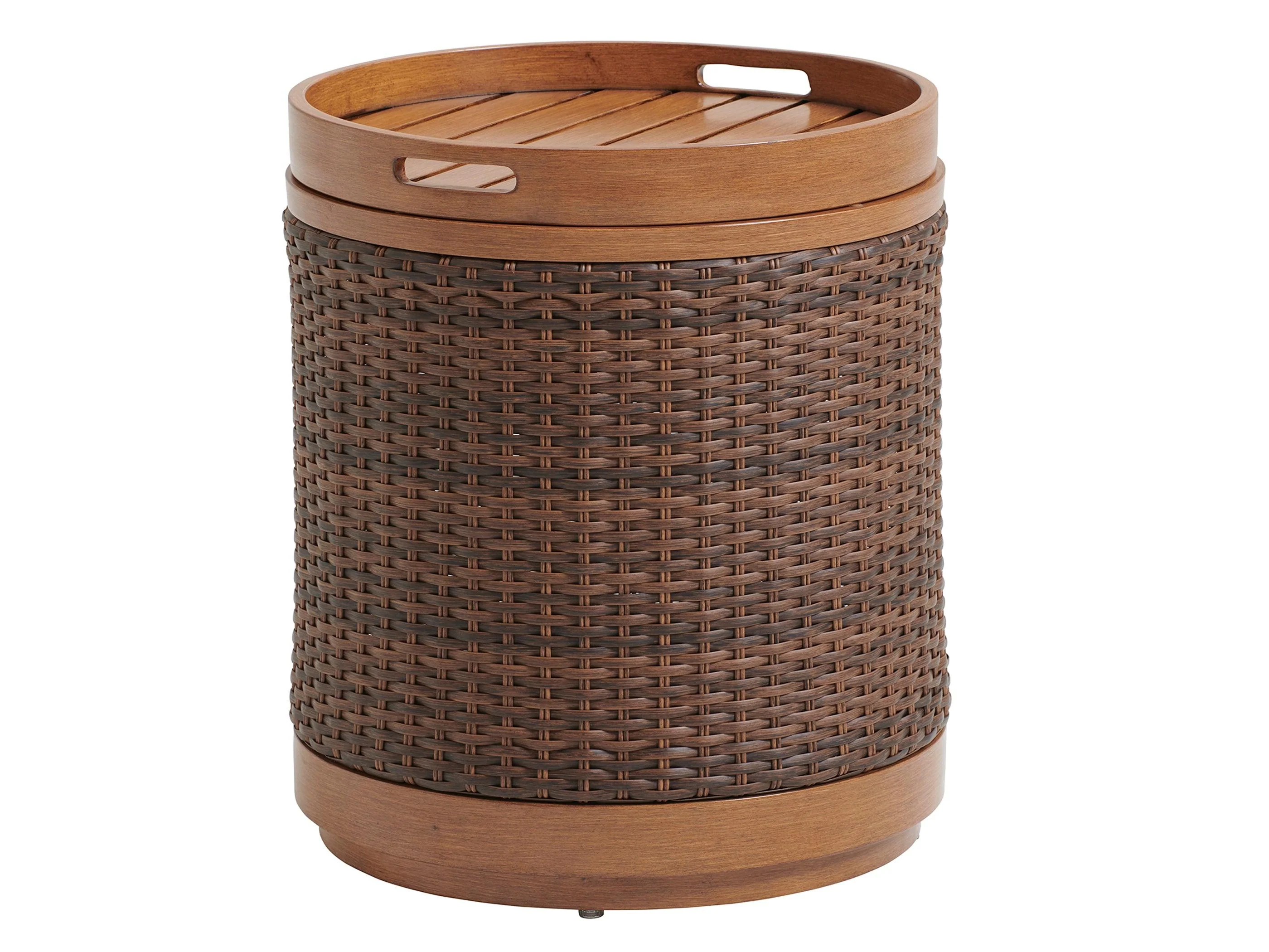Harbor Isle Round Accent Table - Remutear