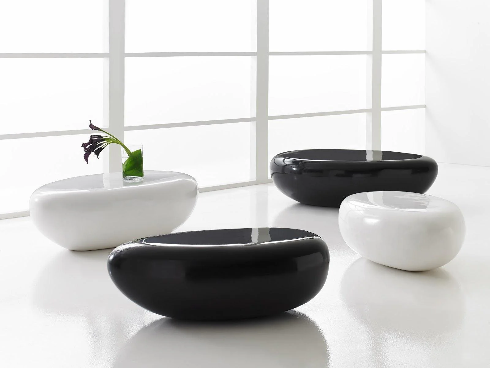 River Stone Coffee Table, Small, Gel Coat Black - Remutear